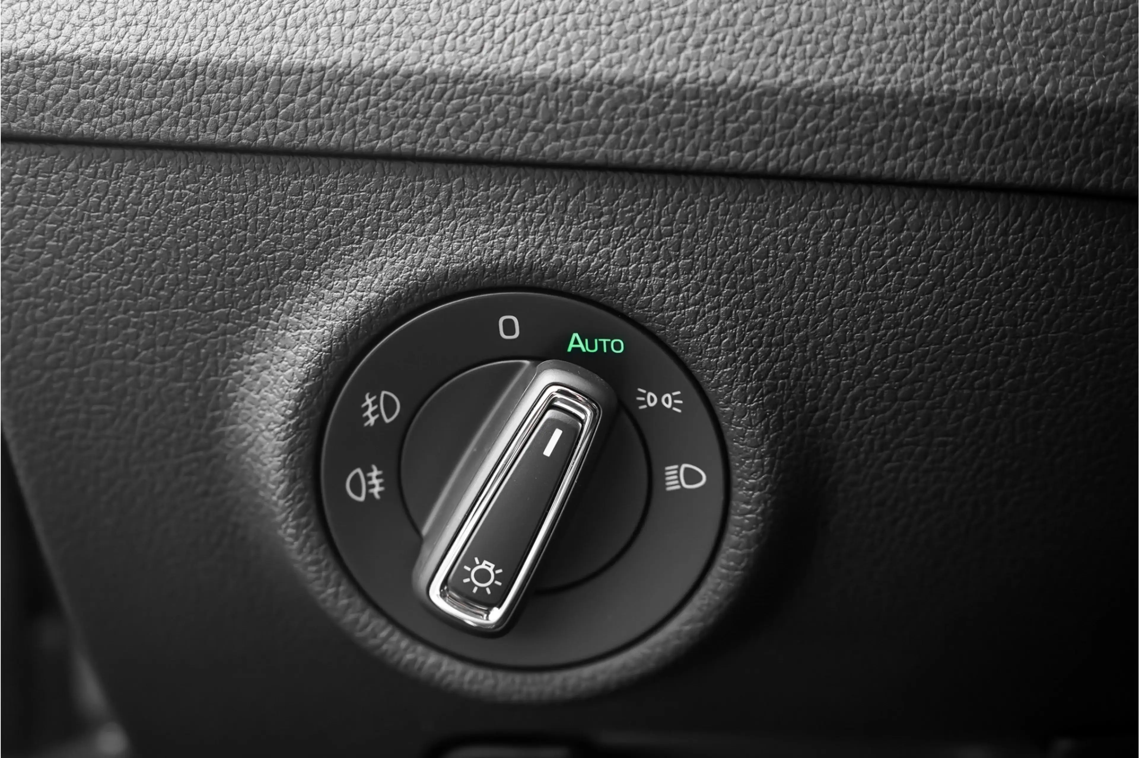 Skoda Superb Combi 1.4 TSI iV Laurin & Klement Pano ACC Trekhaa — photo 46