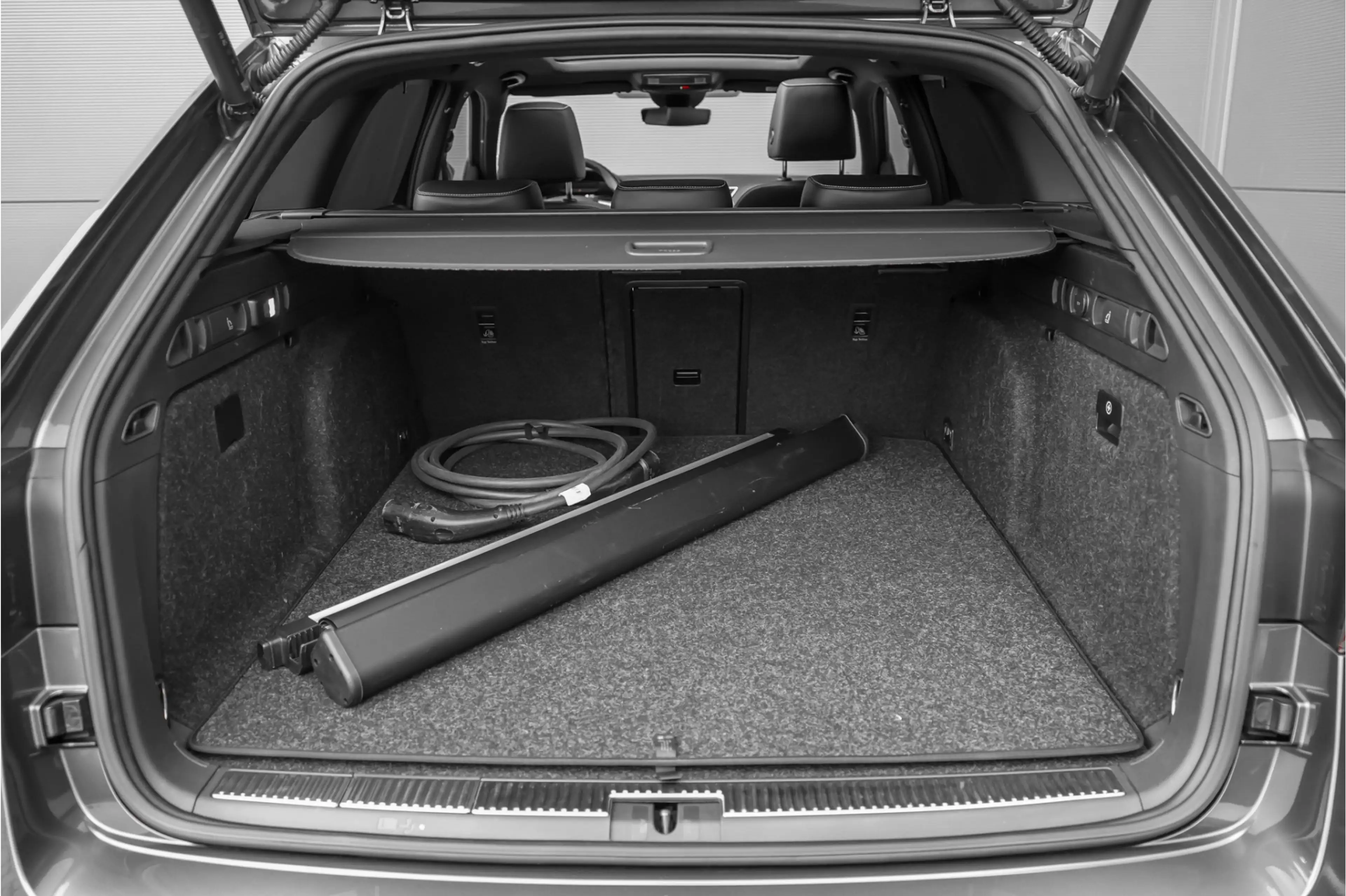 Skoda Superb Combi 1.4 TSI iV Laurin & Klement Pano ACC Trekhaa — photo 7