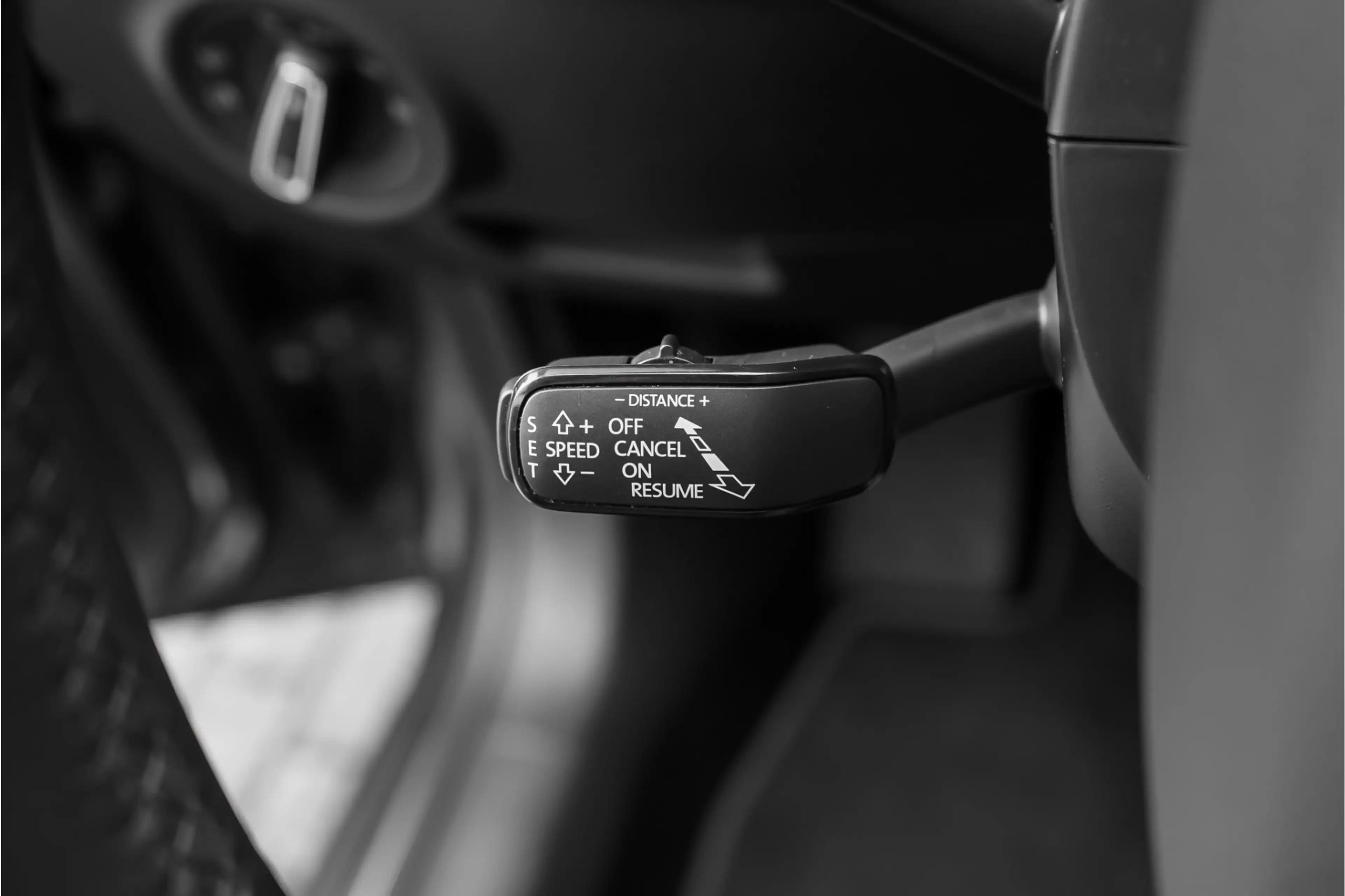 Skoda Superb Combi 1.4 TSI iV Laurin & Klement Pano ACC Trekhaa — photo 43