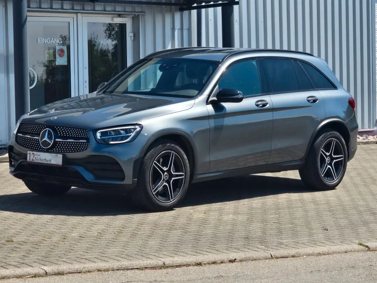 Mercedes-Benz GLC 220 d 4Matic/AMG LINE/NIGHT PAKET/KAMERA/MBUX Grau - 1