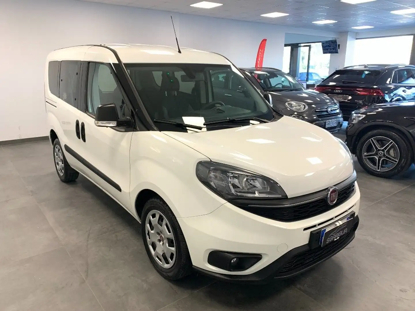 Fiat Doblo 1.6 MJT 5 Posti PC Combi N1 Lounge Bianco - 1
