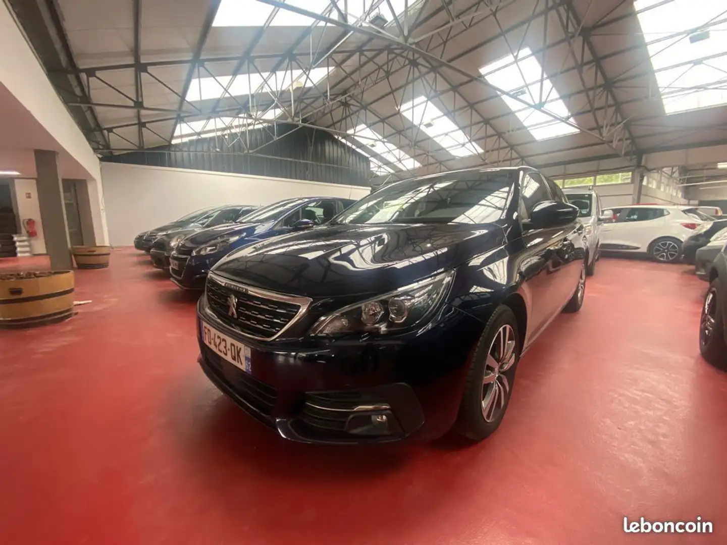Peugeot 308 BlueHDi 130ch S&S BVM6 Style Blau - 1