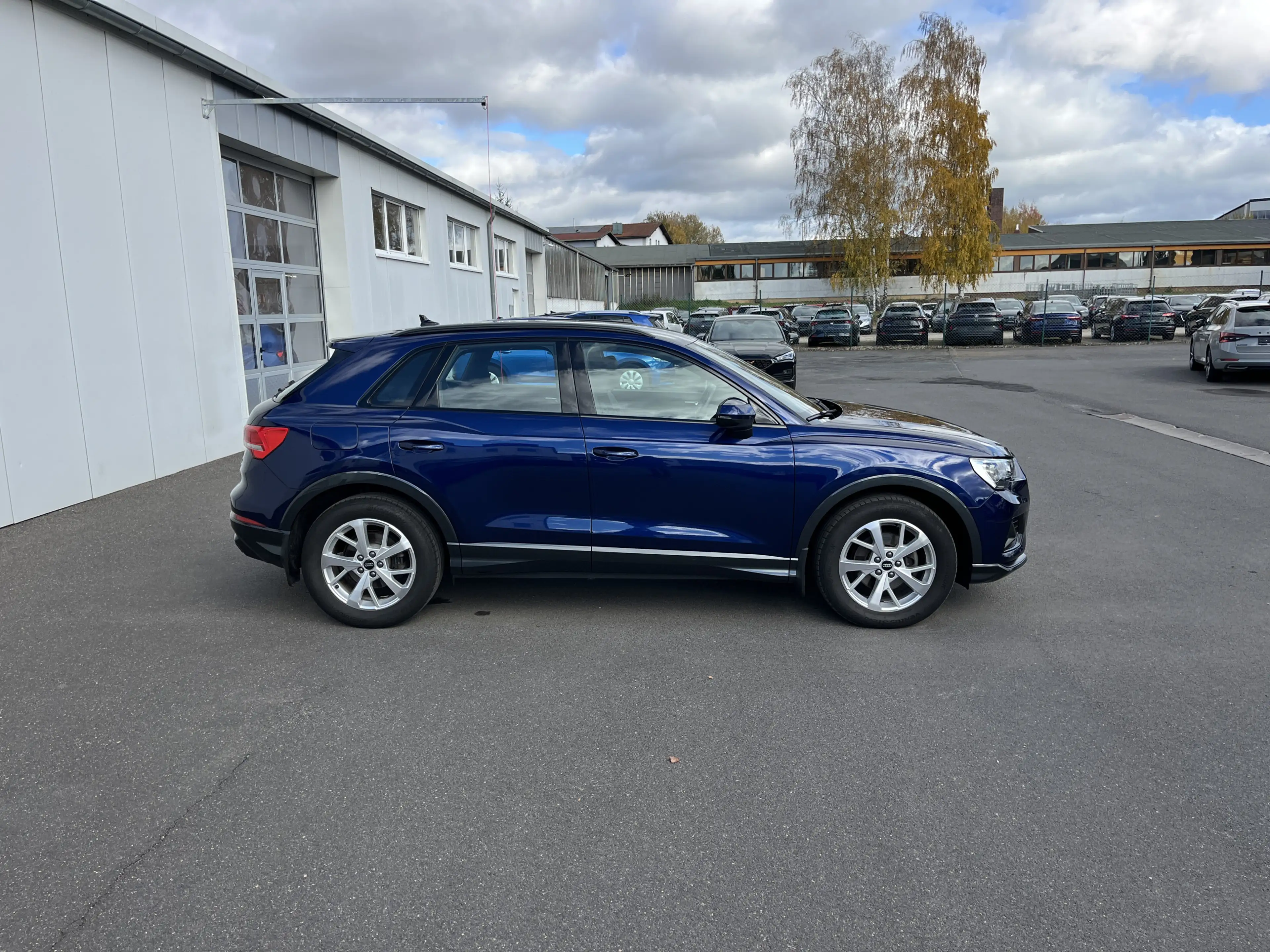 Audi Q3 35 2.0 TDI quattro S tronic advanced 156€ m.20% — photo 6