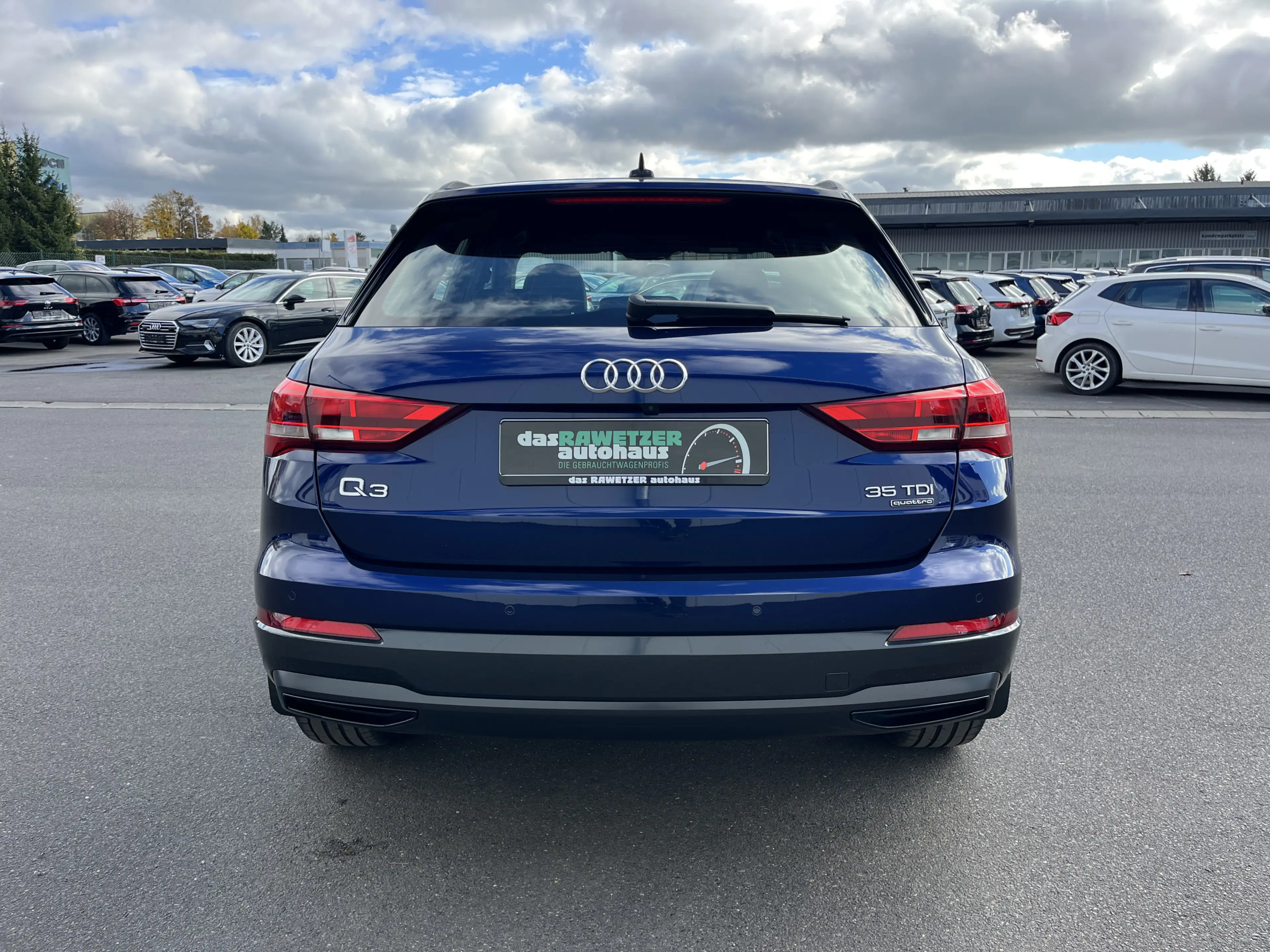 Audi Q3 35 2.0 TDI quattro S tronic advanced 156€ m.20% — photo 9