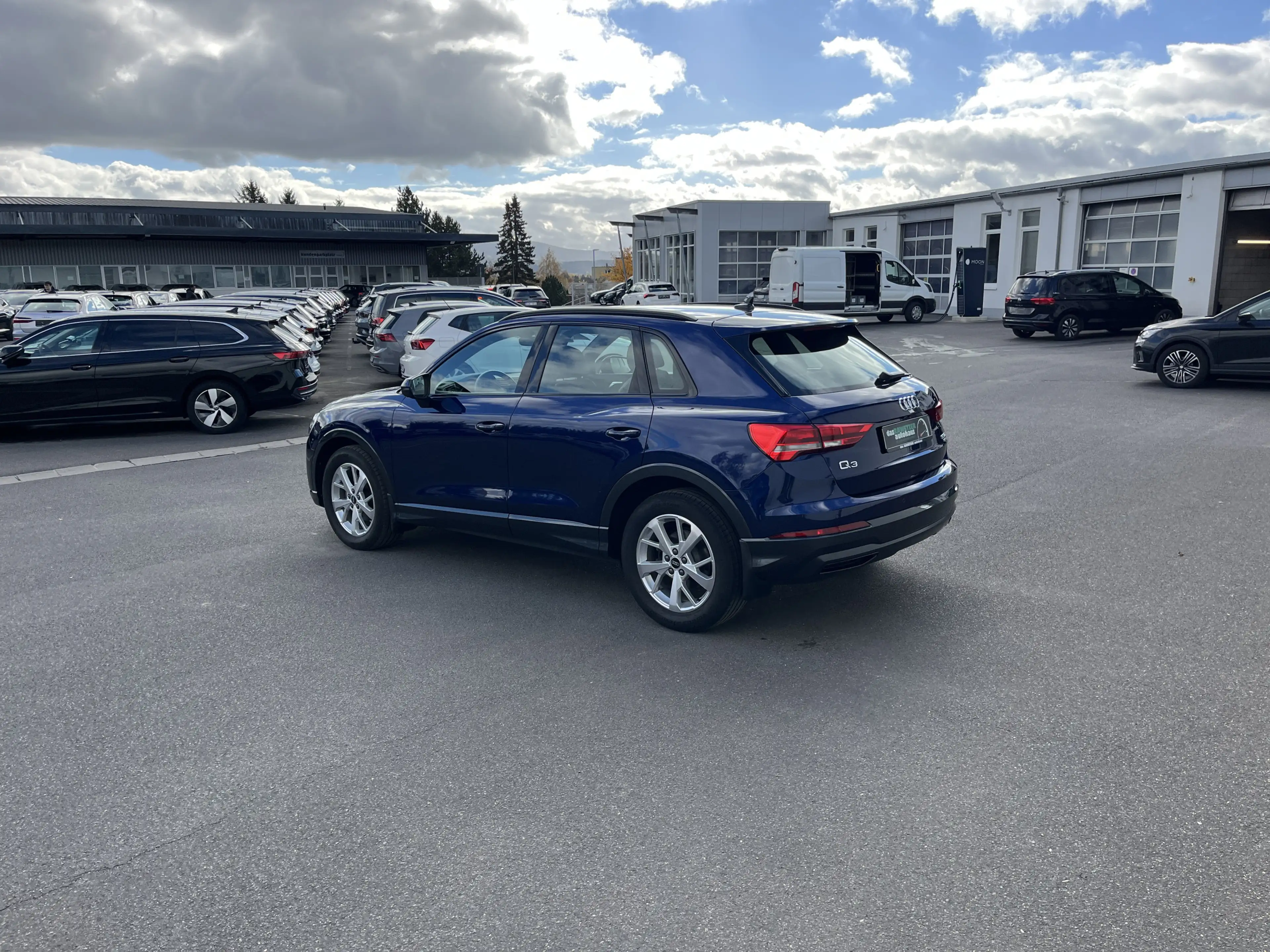 Audi Q3 35 2.0 TDI quattro S tronic advanced 156€ m.20% — photo 11