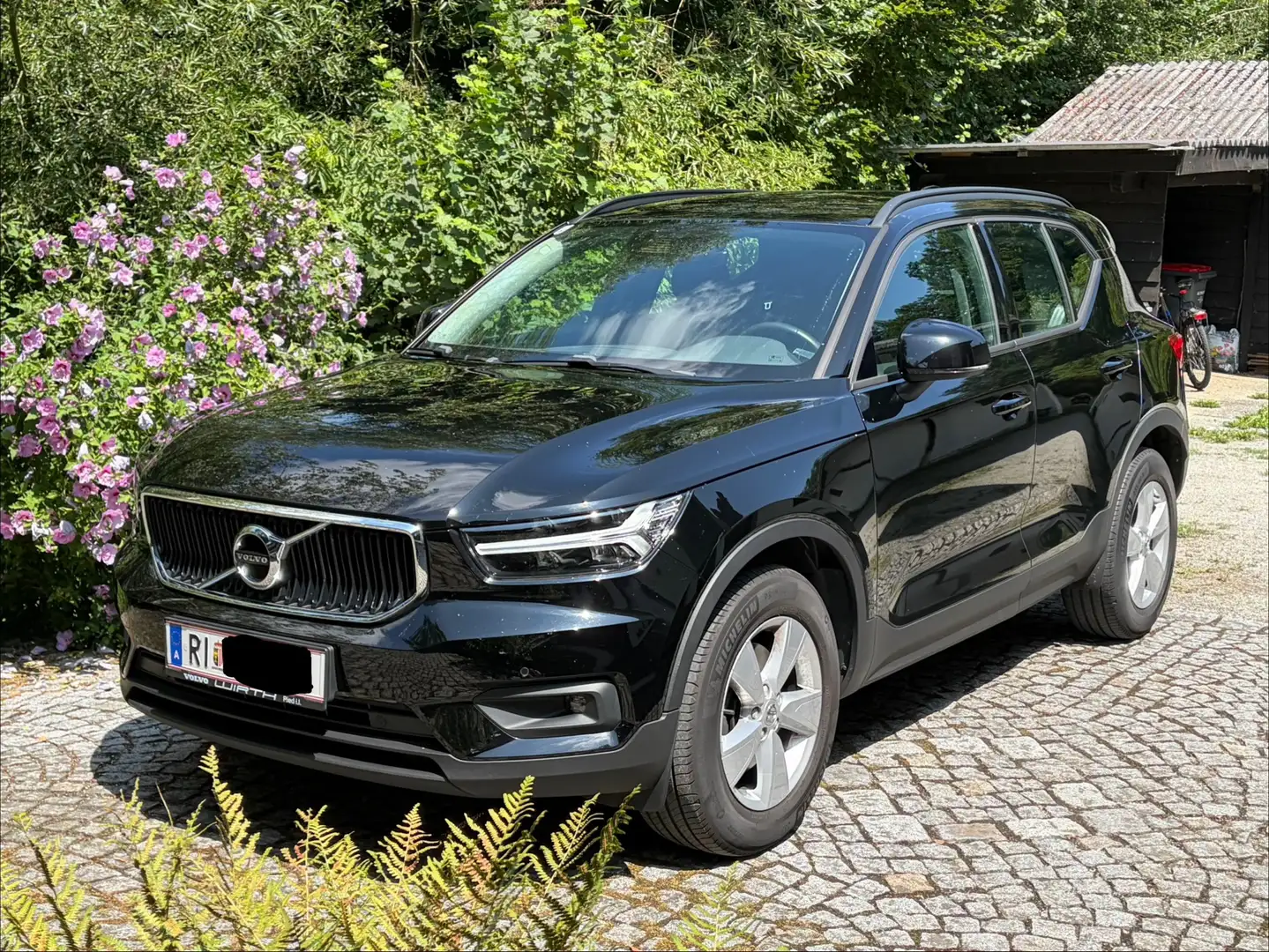 Volvo XC40 XC40 D3 AWD Geartronic Schwarz - 1