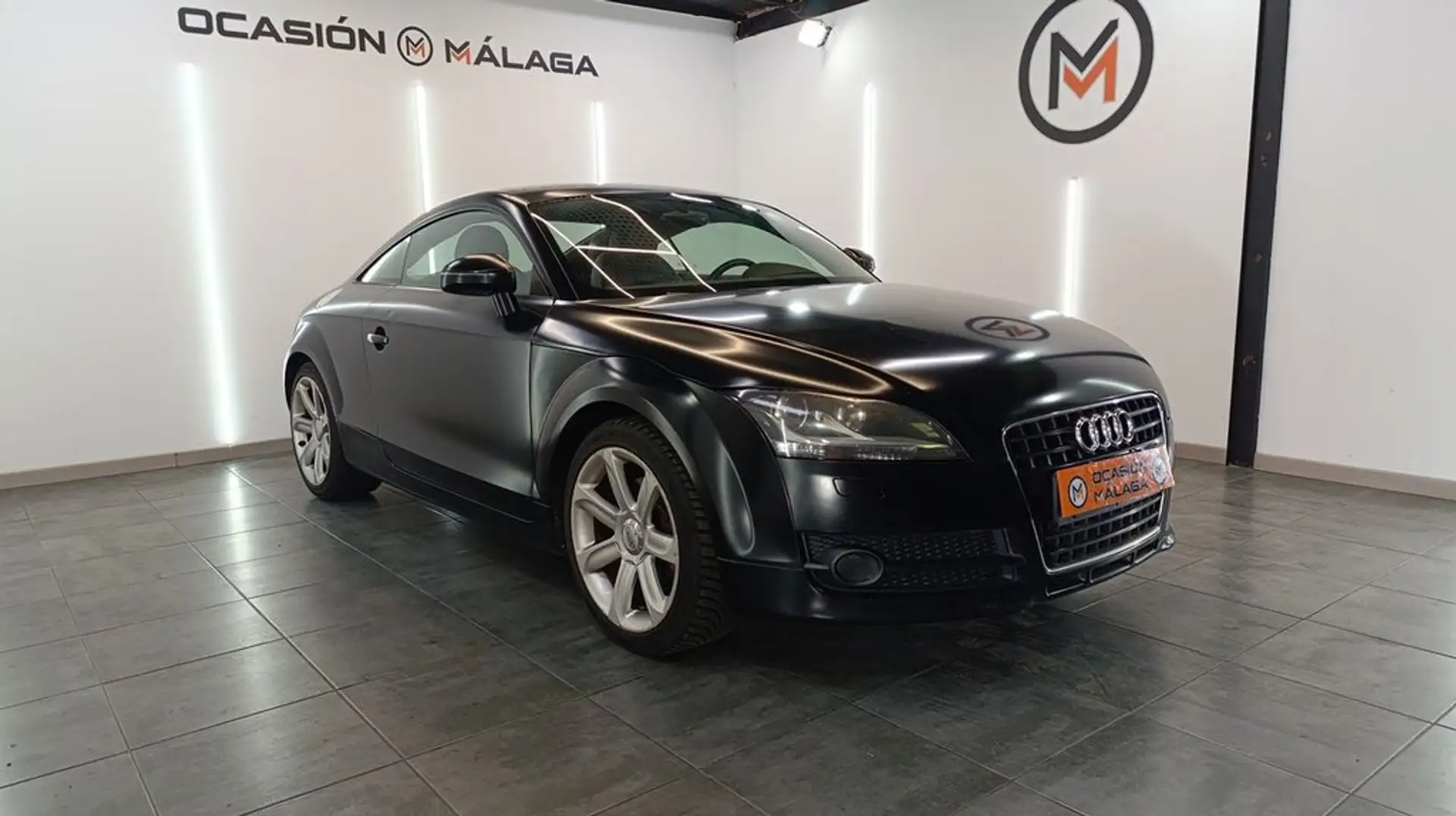 Audi TT Coupé 2.0 TFSI Schwarz - 1
