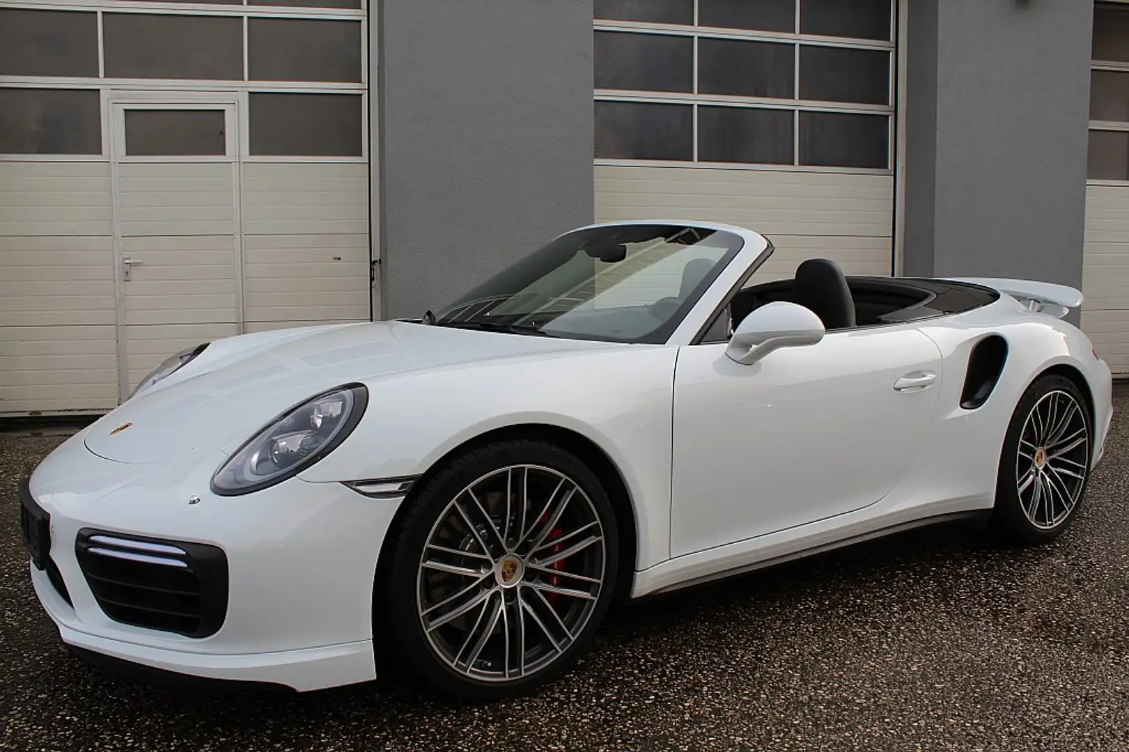 Porsche 911 Carrera Turbo Cabrio PDK Aut. Weiß - 1