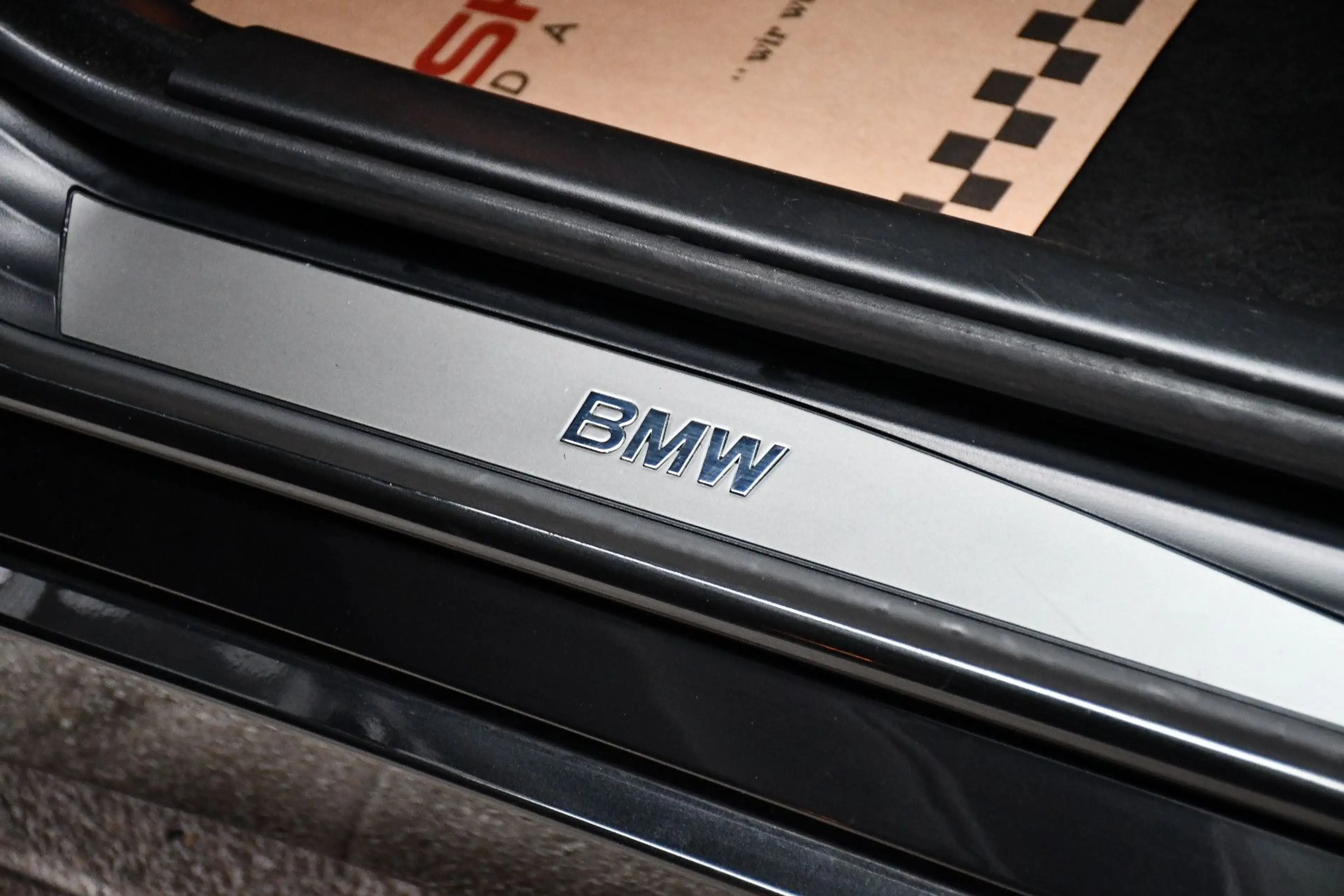 BMW 523 i Limousine 6 Zyl Navi PDC Shz Ahk 1.Hd 86tkm — photo 8
