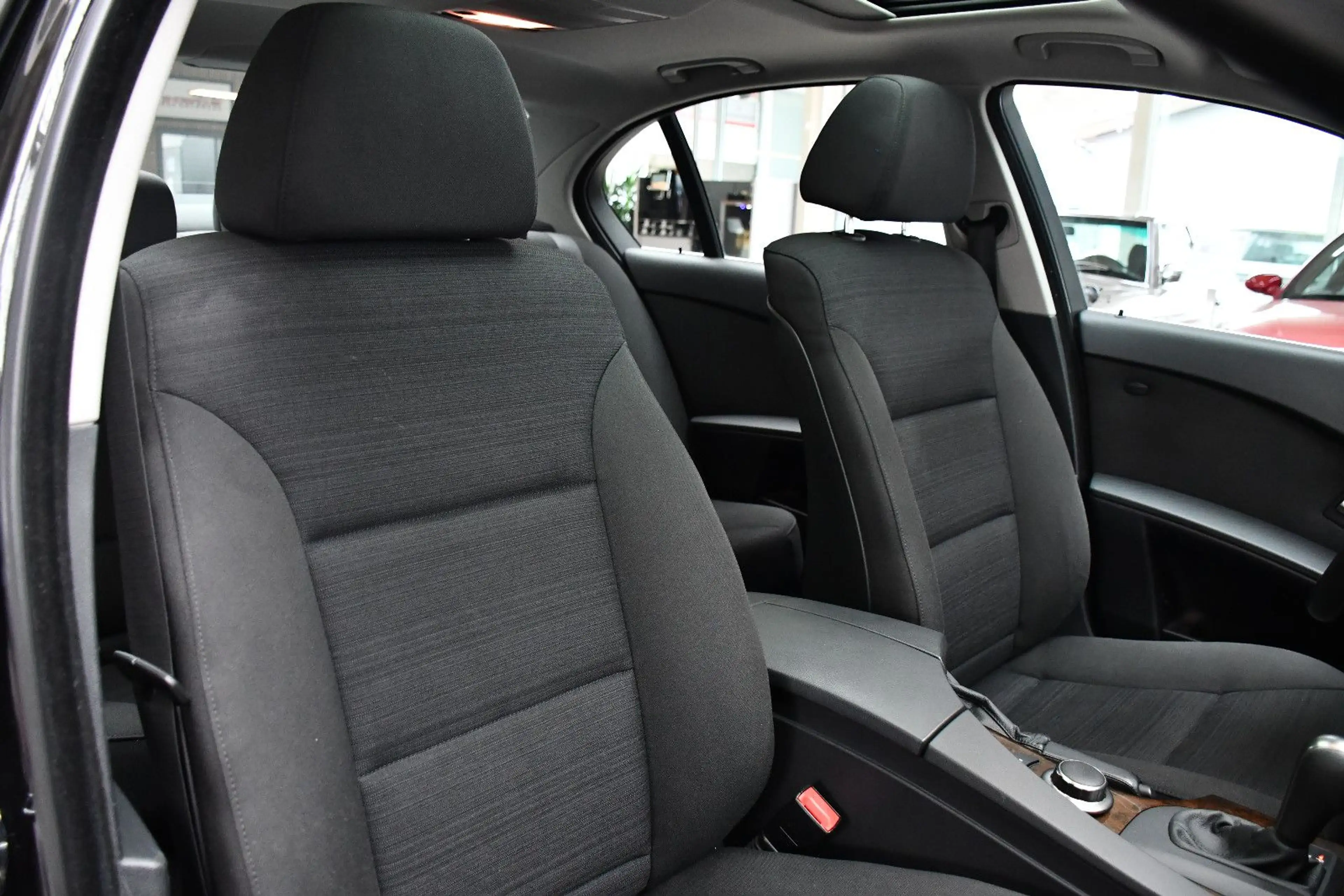 BMW 523 i Limousine 6 Zyl Navi PDC Shz Ahk 1.Hd 86tkm — photo 15