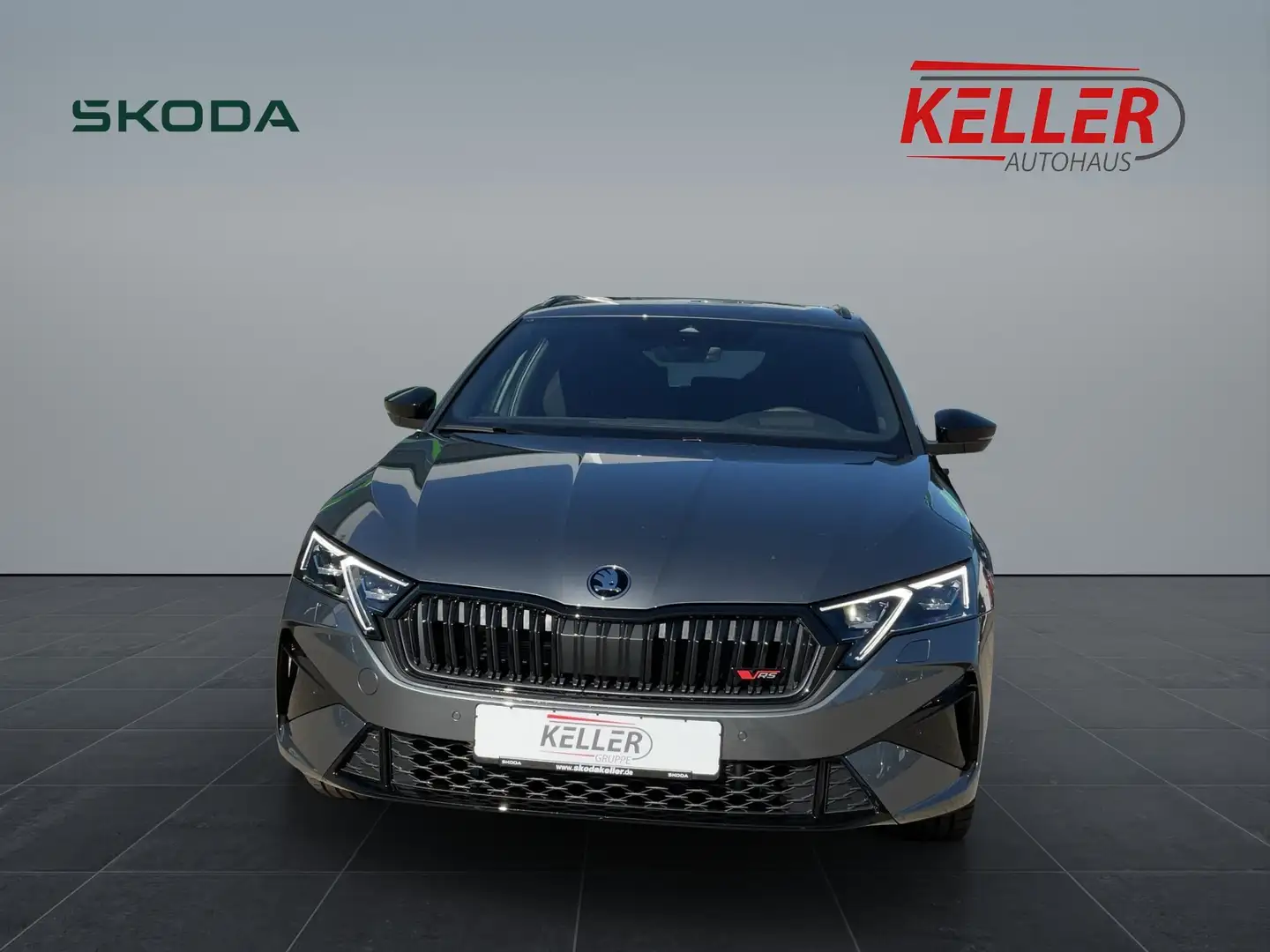 Skoda Octavia Combi RS 2,0 TSI 195 kW 7-Gang-DSG Grau - 2