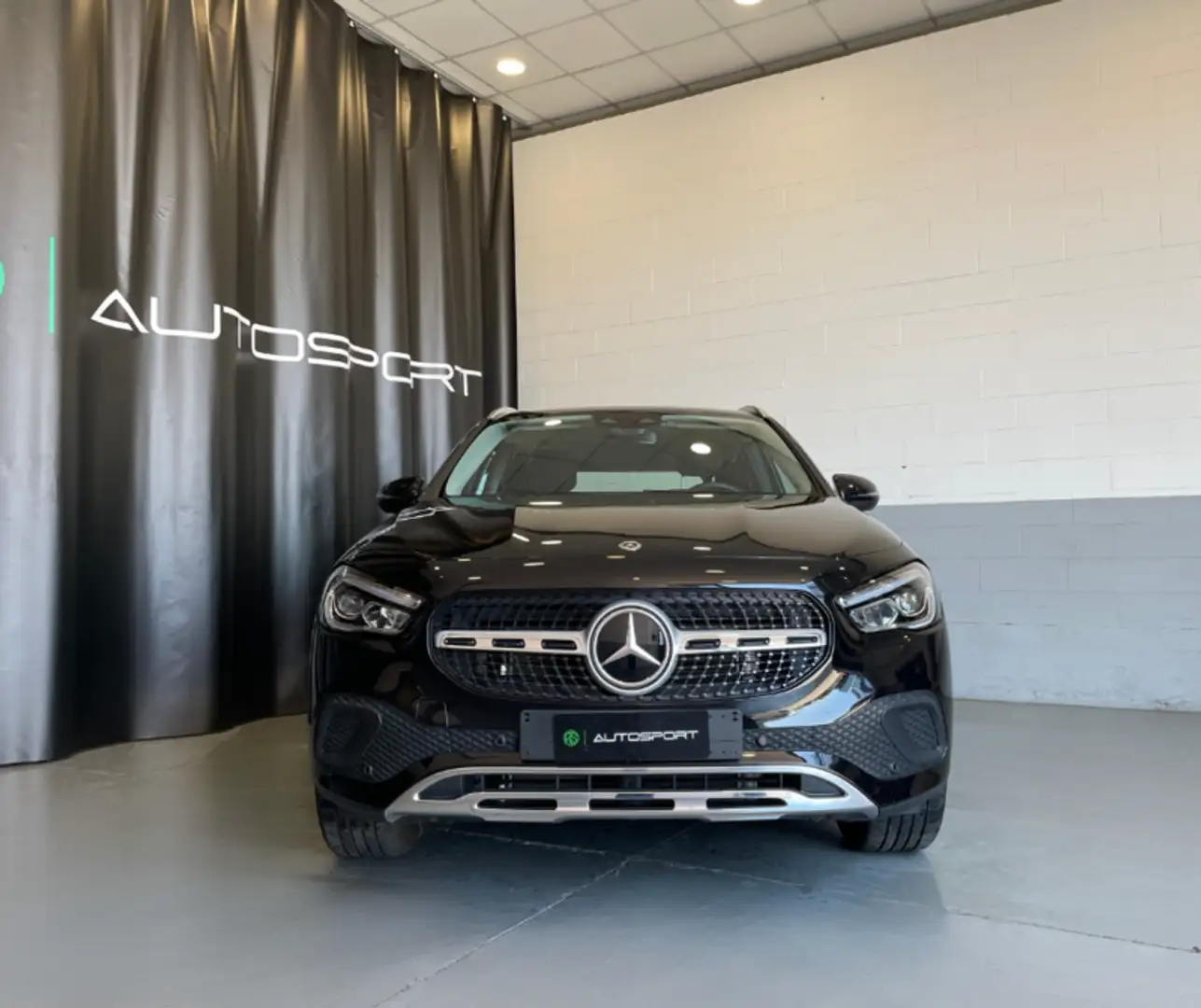 Mercedes-Benz GLA 200 GLA 200 Automatic Sport Plus Nero - 2