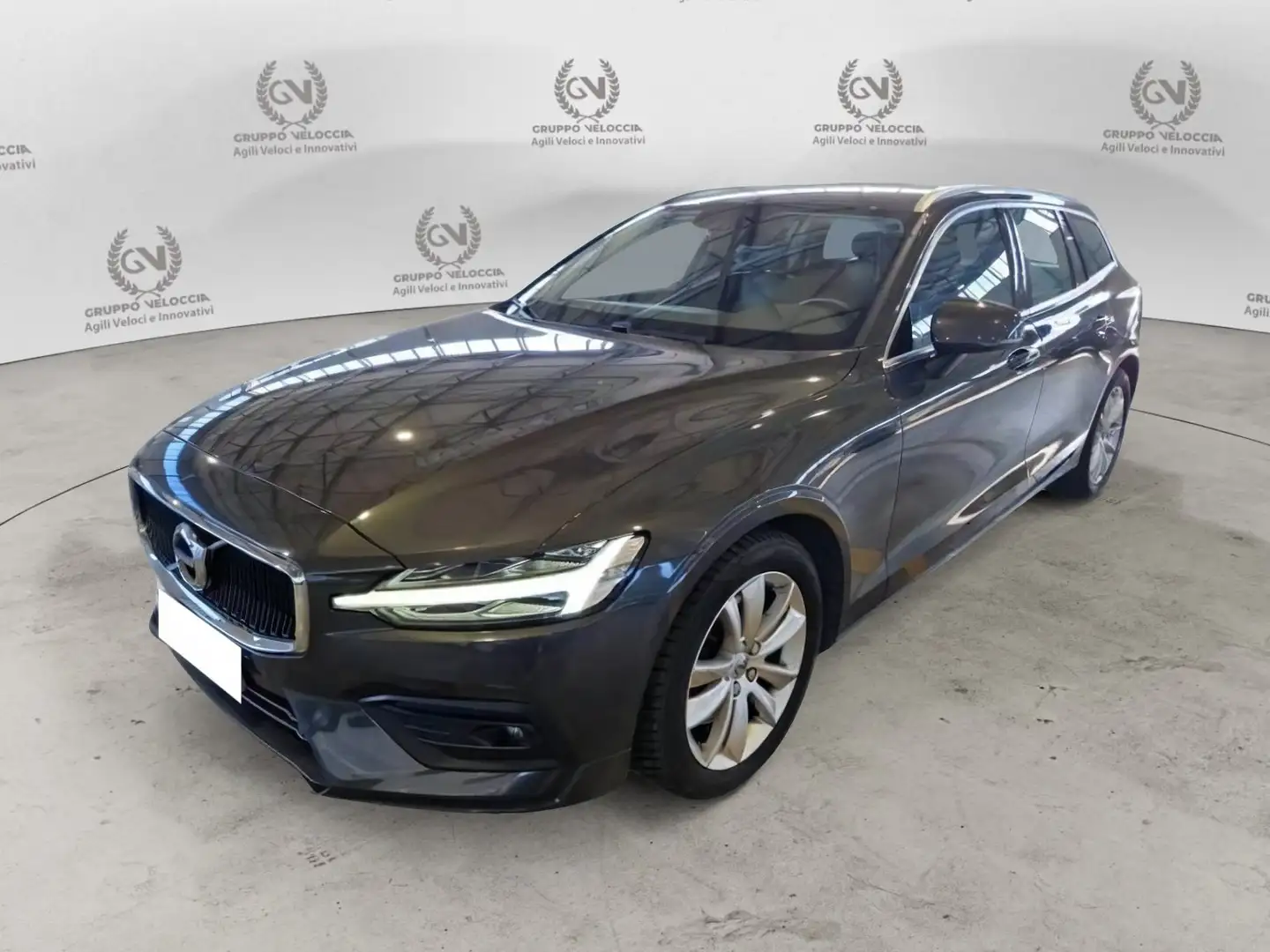 Volvo V60 V60 B4 Geartronic Momentum Business Pro Grau - 1