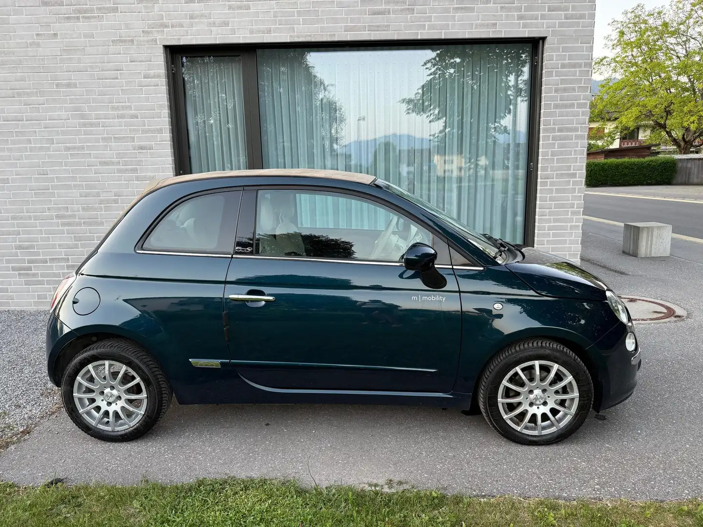 Fiat 500C 500 C 0.9 TwinAir Lounge 63 kW (86 PS), Schalt.... Blau - 2