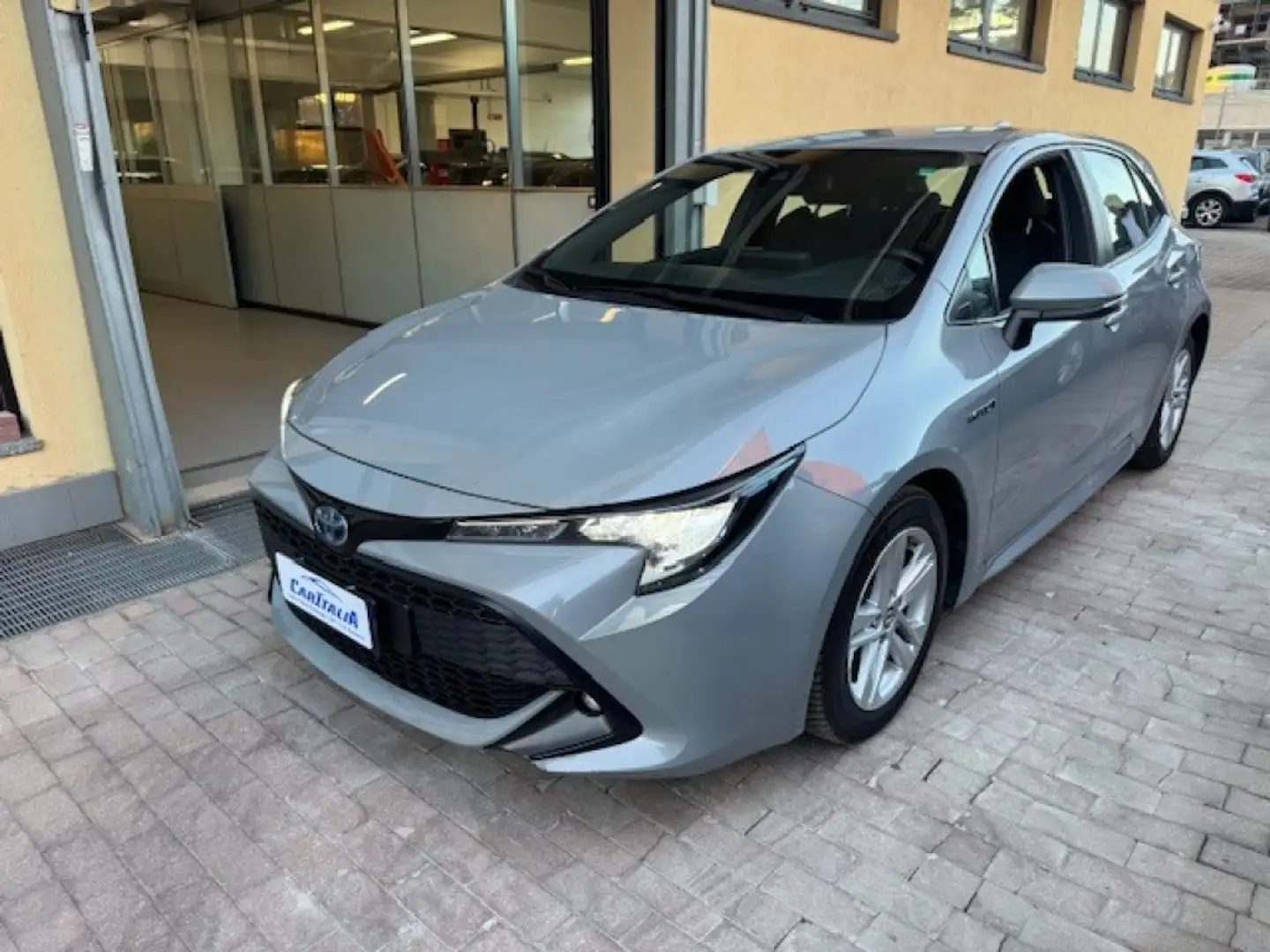 Toyota Corolla 1.8 Hybrid Business Gris - 1