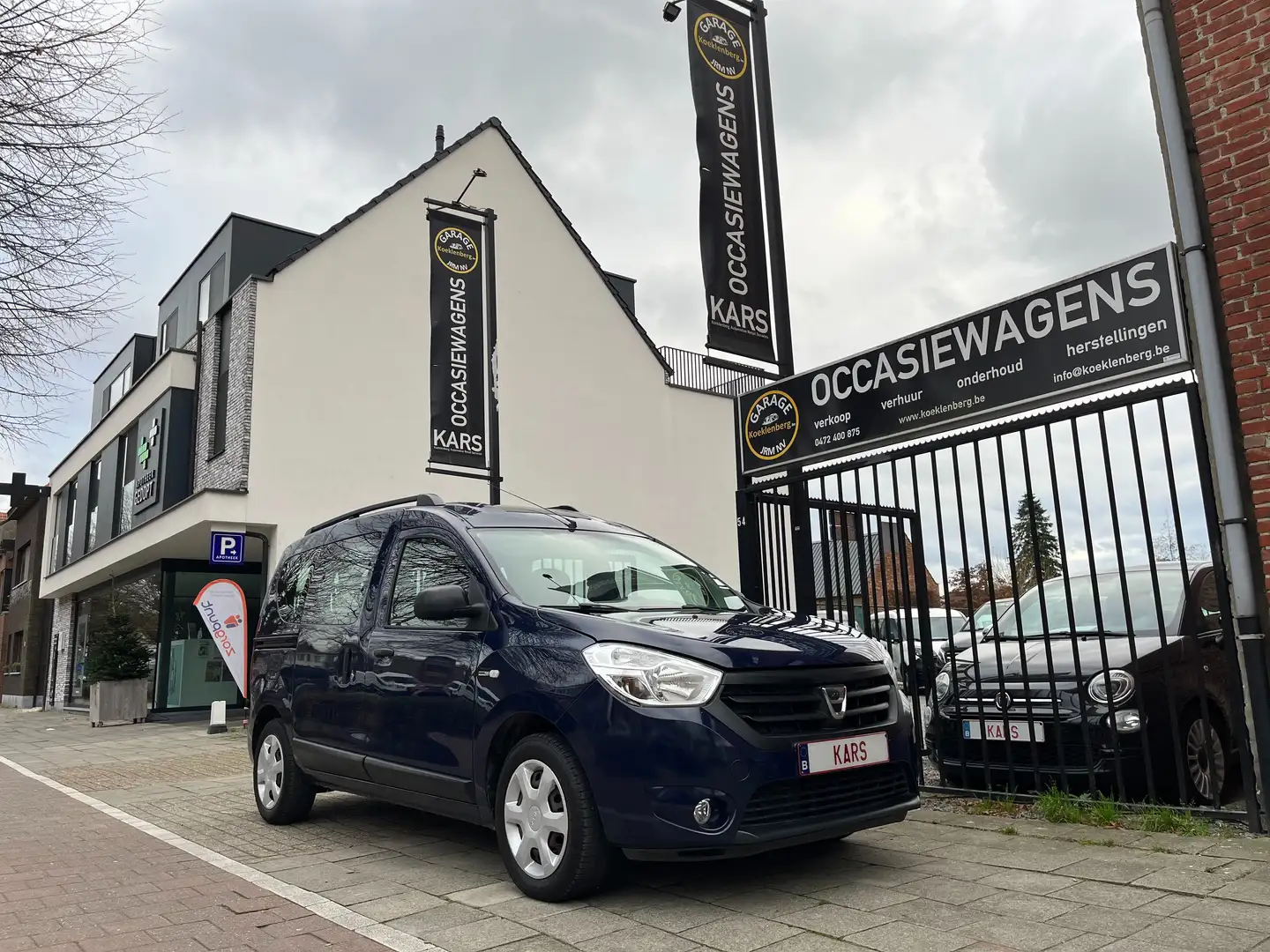 Dacia Dokker Ambiance/EERSTE EIG/TREKHAAK/BLUETOOTH/GARANTIE Bleu - 1