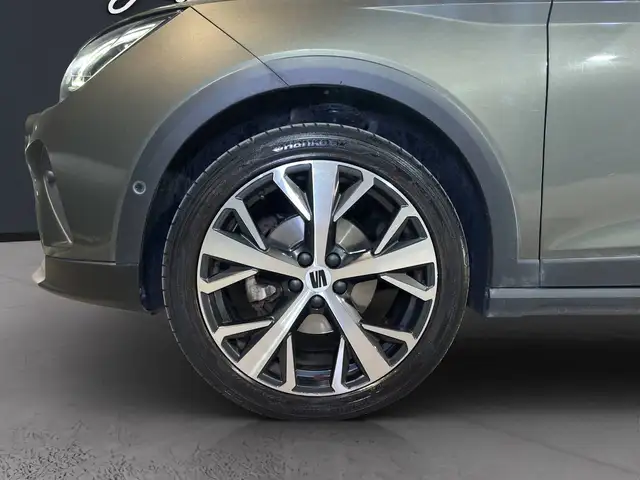 SEAT Arona view 13