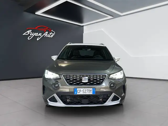 SEAT Arona view 2