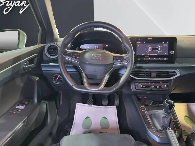 SEAT Arona view 9