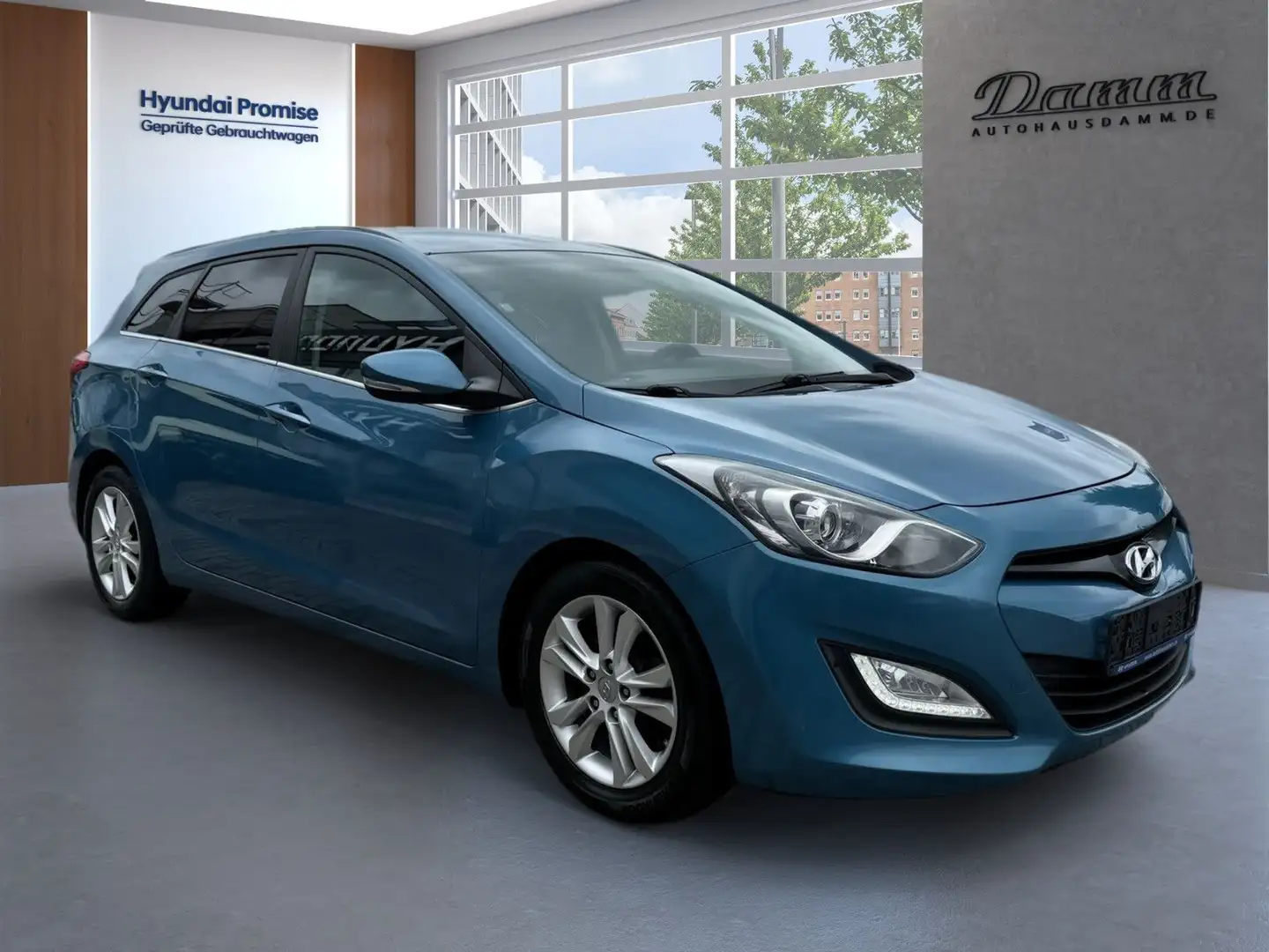 Hyundai i30 cw Trend Синий - 2