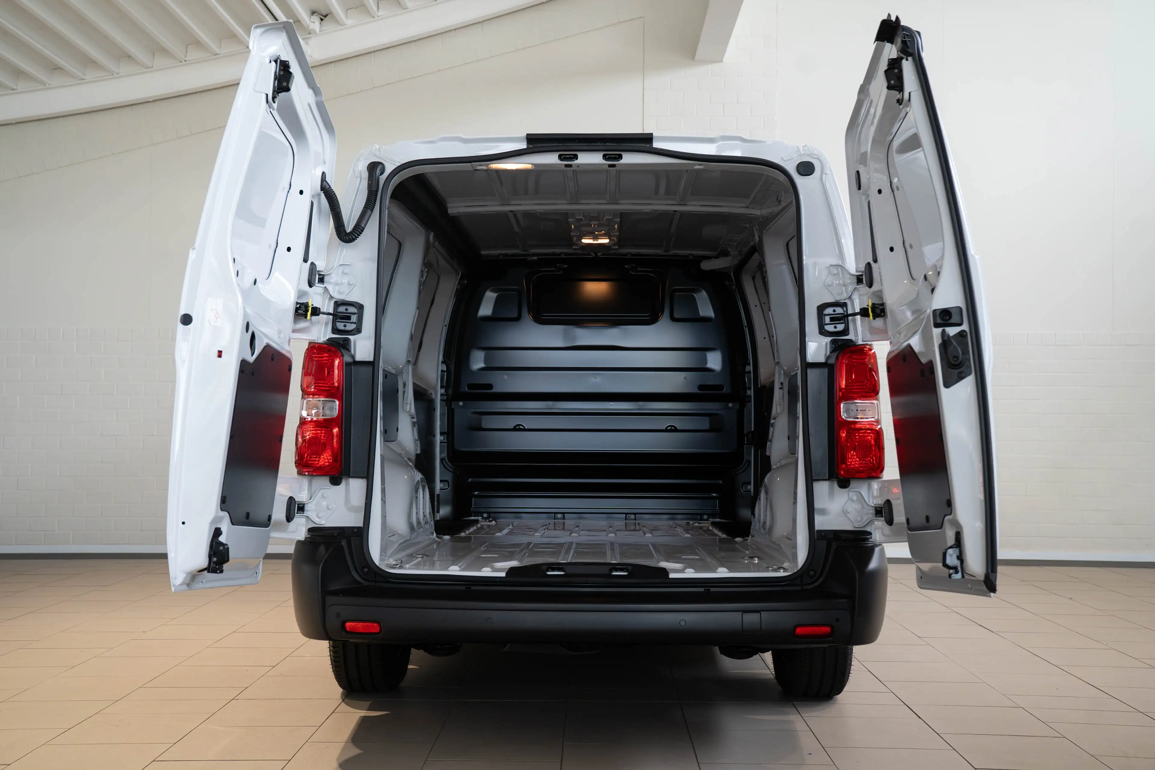 Opel Vivaro-e Electric L3 75 kWh | Camera | Navigatie | Parkeers — photo 9