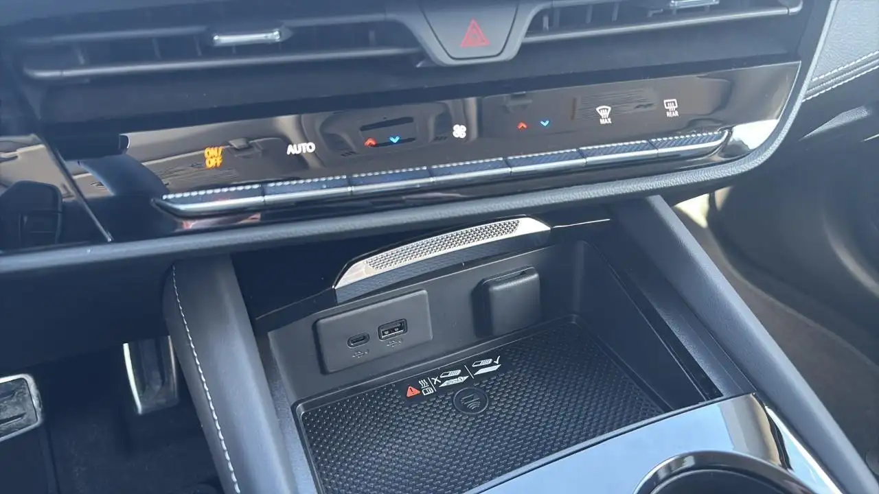 Buick Envision снимка Buick Envision
