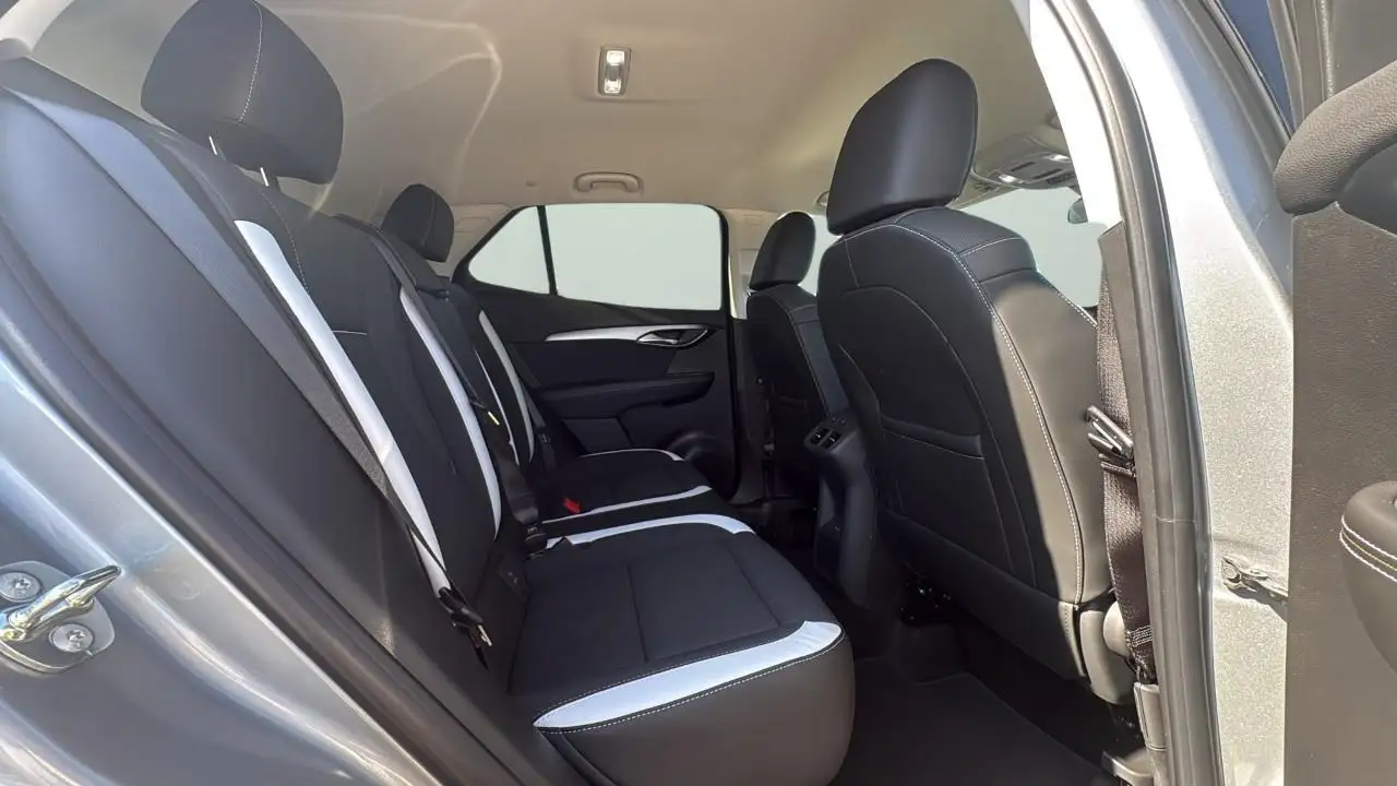 Buick Envision снимка Buick Envision