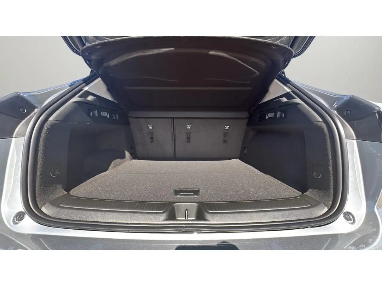 Buick Envision снимка Buick Envision