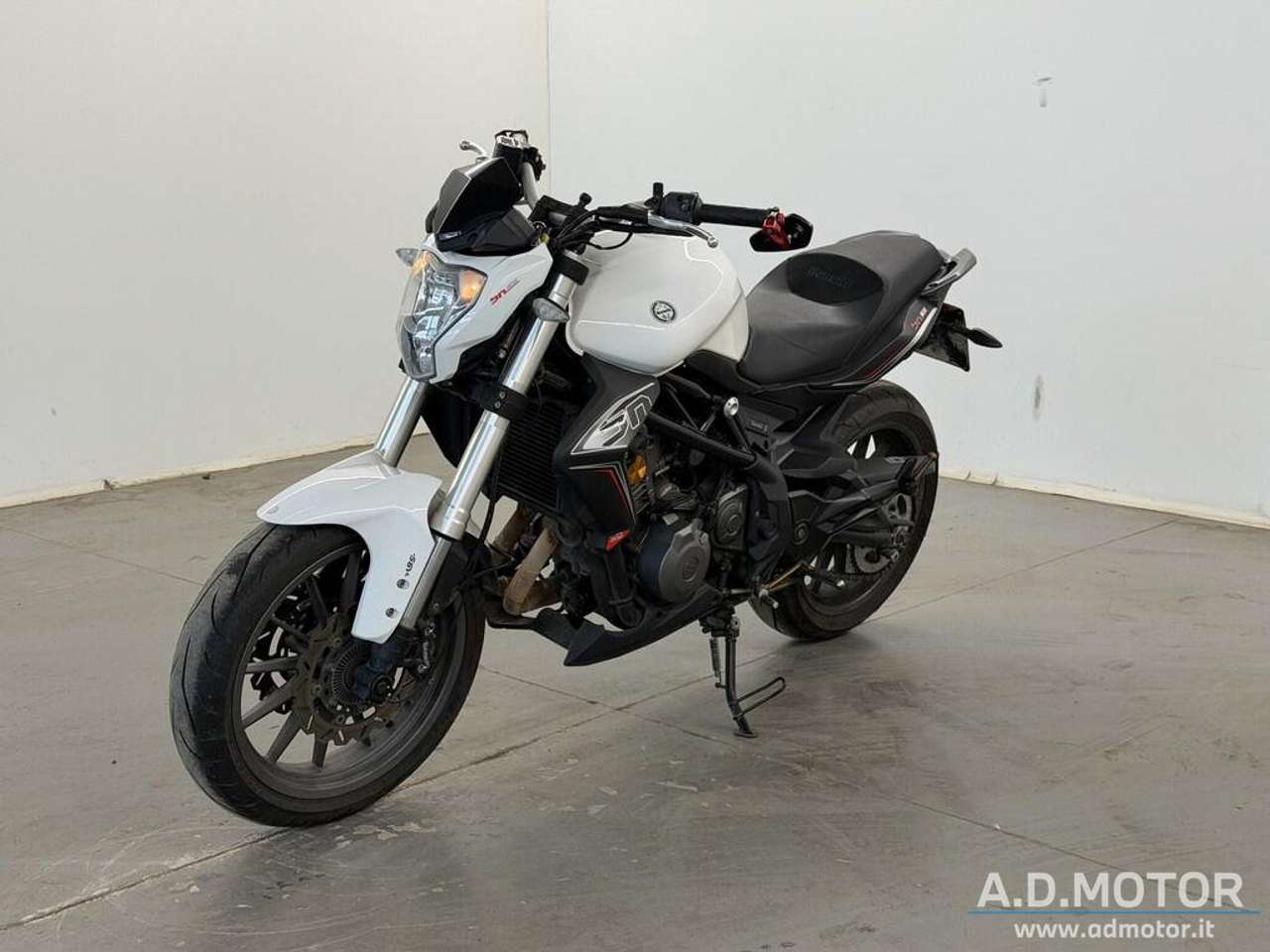 Benelli BN 302 abs