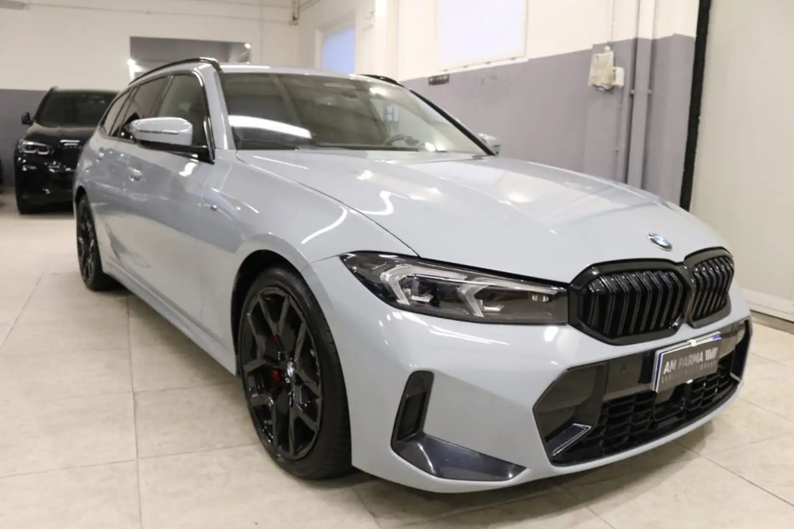 BMW 320 d 48V xDrive Touring Msport Pro Grigio - 1
