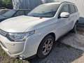 Mitsubishi Outlander Outlander 2.2 DI-D 4WD Instyle Alb - thumbnail 2