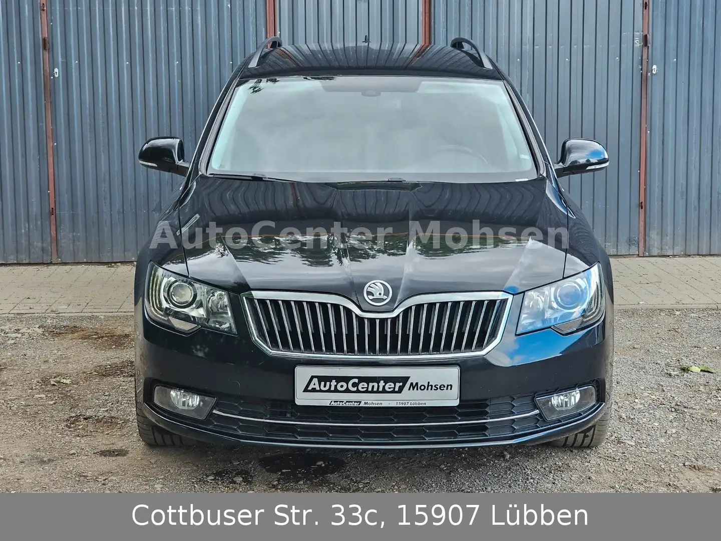 Skoda Superb Combi Exclusive (Nr. 031) Schwarz - 2