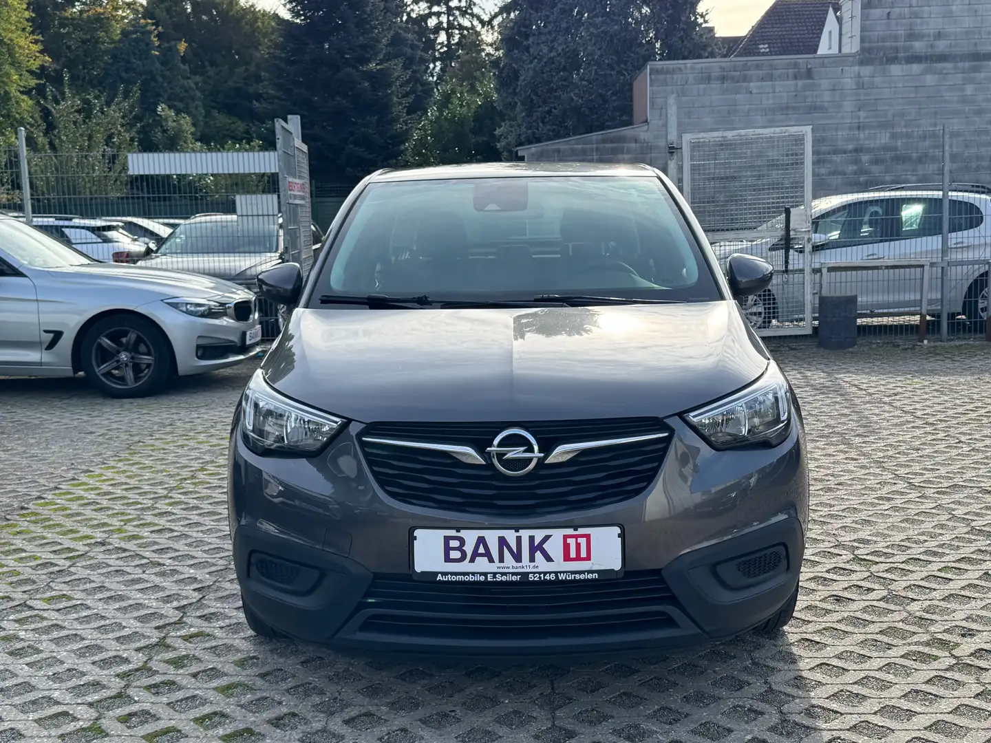Opel Crossland X 1,2i*Klimaautomatik*Naviagtion* Grau - 2