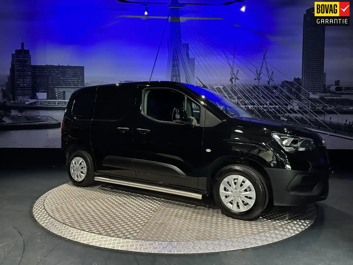 Opel Combo 1.5D L1H1 Edition *Navi*Appconnect*Camera* Schwarz - 1
