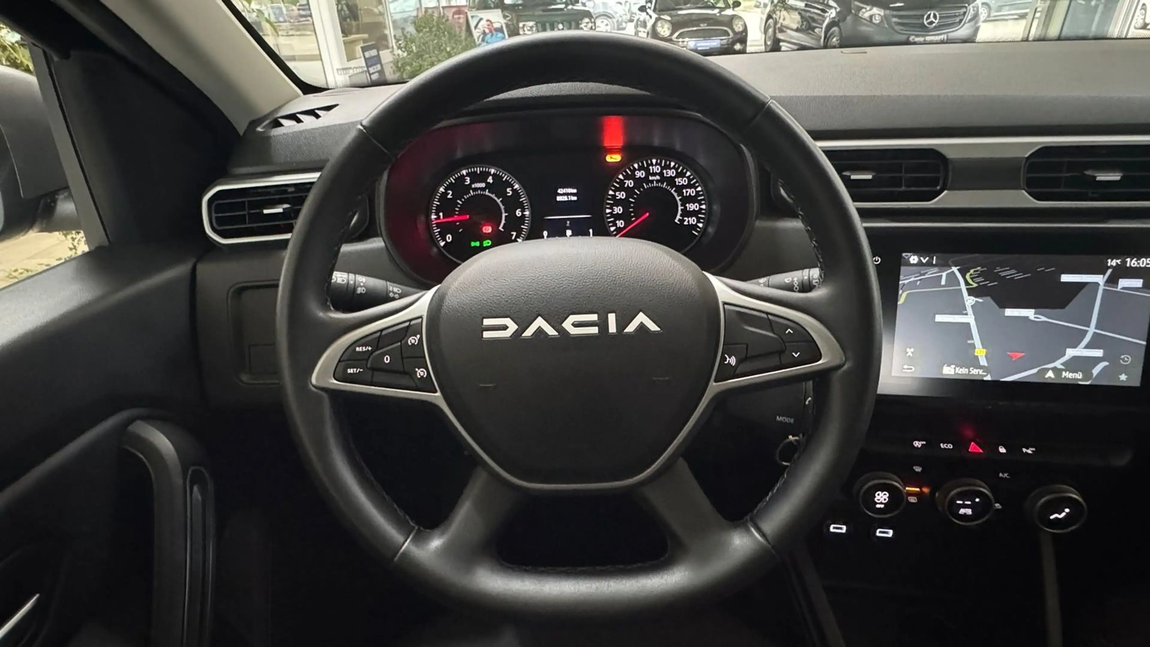Dacia Duster Journey Navi Tempomat Sitzheizung — photo 12