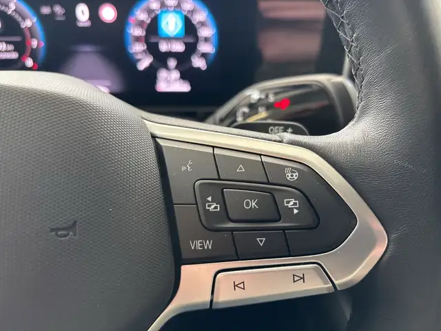 Volkswagen Passat view 15