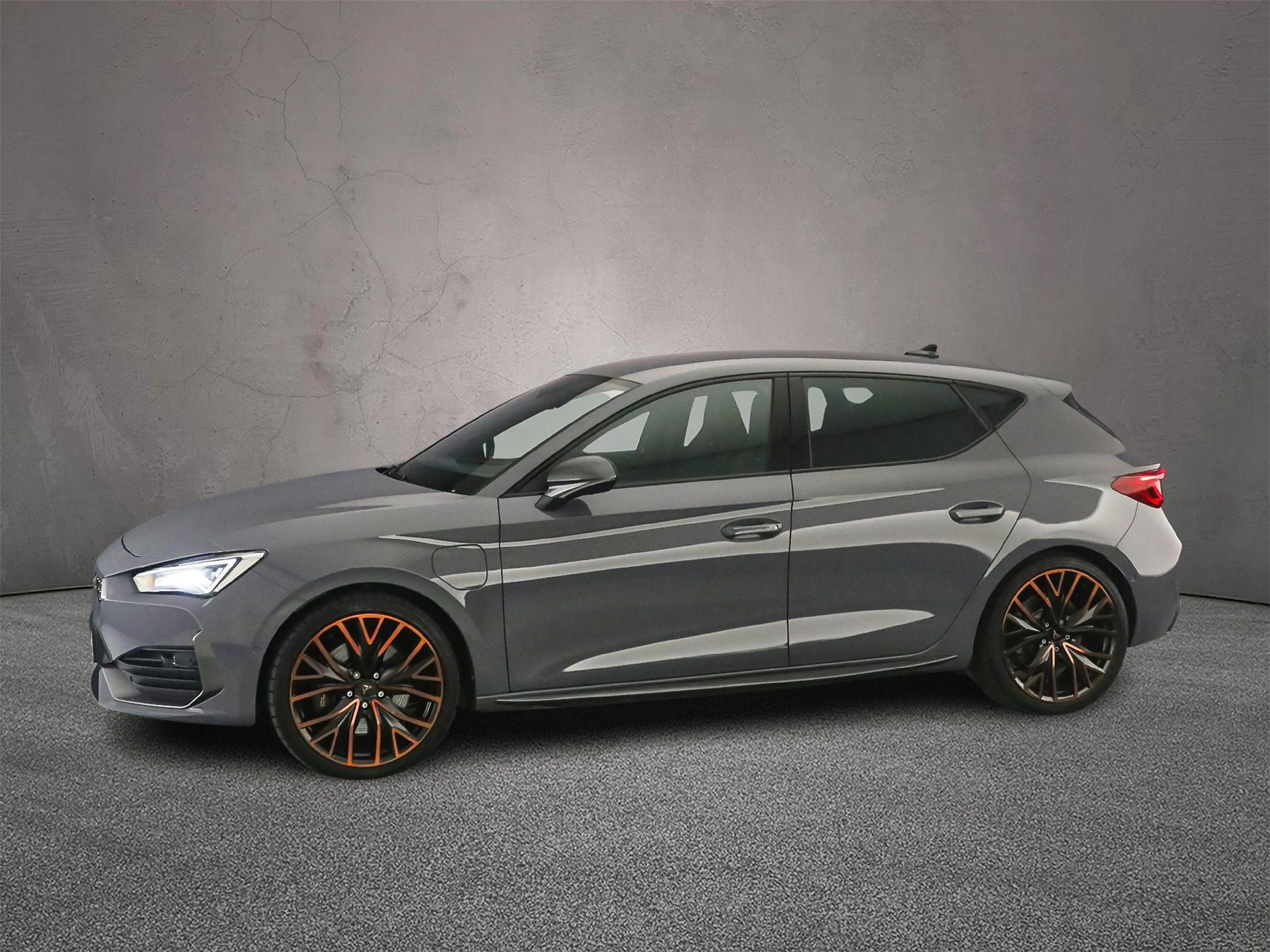 CUPRA Leon 1.4 e-Hybrid VZ Copper Edition 245pk DSG Automaat, — photo 2