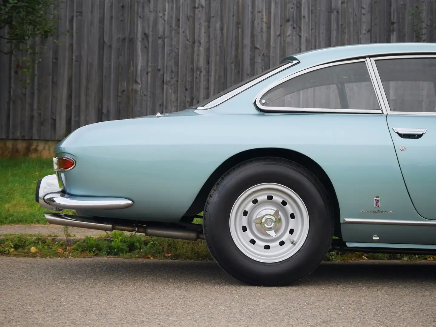 Ferrari 330 GT Serie II Argent - 2
