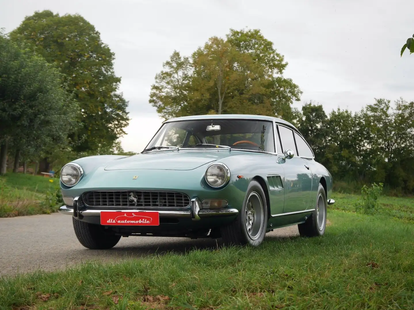 Ferrari 330 GT Serie II Argent - 1