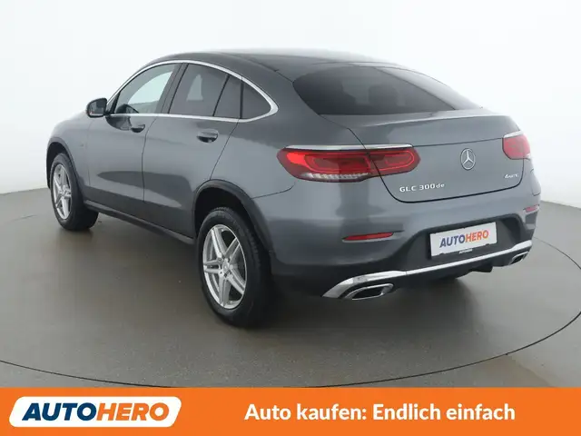Mercedes-Benz GLC view 4
