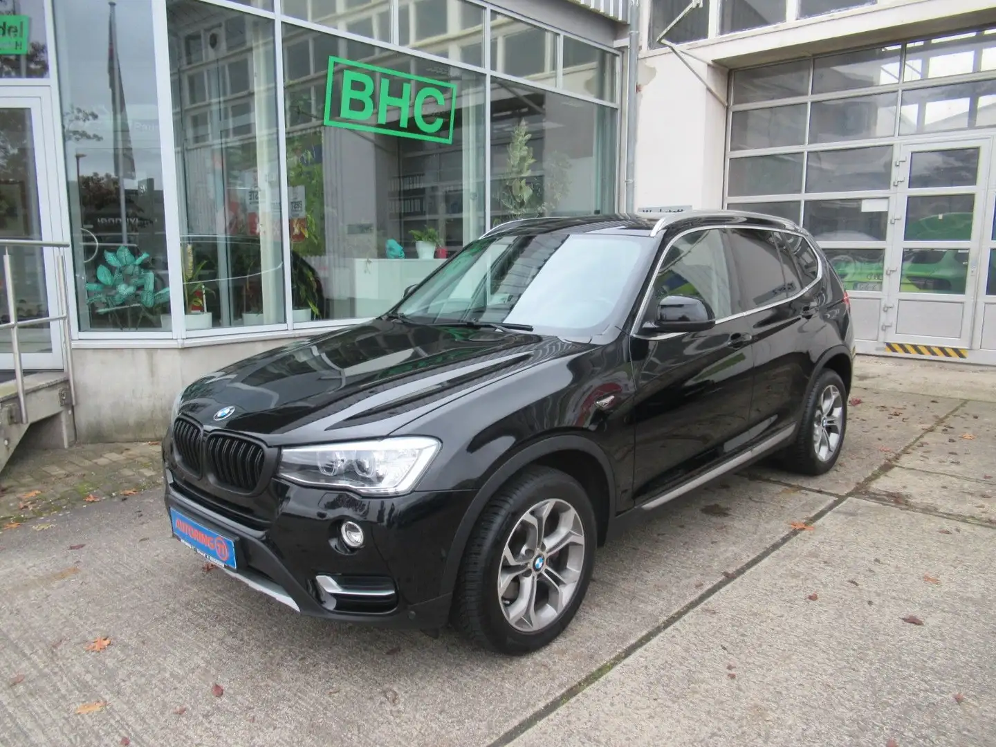 BMW X3 20d xDrive X-LINE XENON*NAVI*PANORAMA*PDC*AHK Schwarz - 2