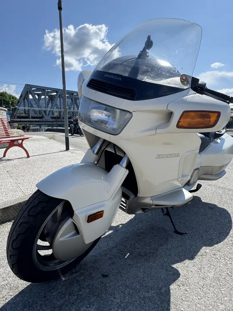 Honda Pacific Coast - 1