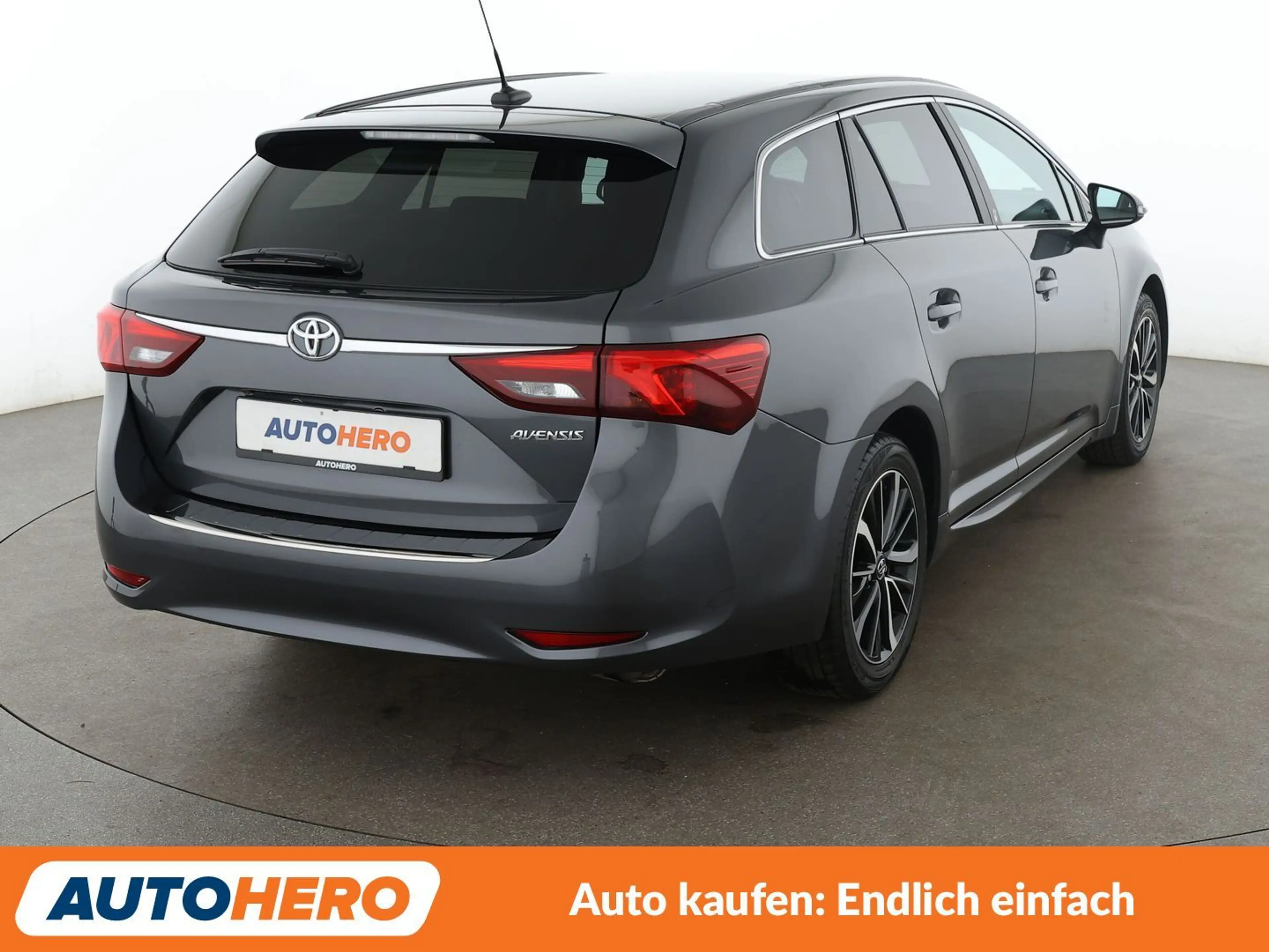 Toyota Avensis 1.8 Team D Aut.*NAVI*BiLED*CAM*TEMPO*ALU* — photo 6
