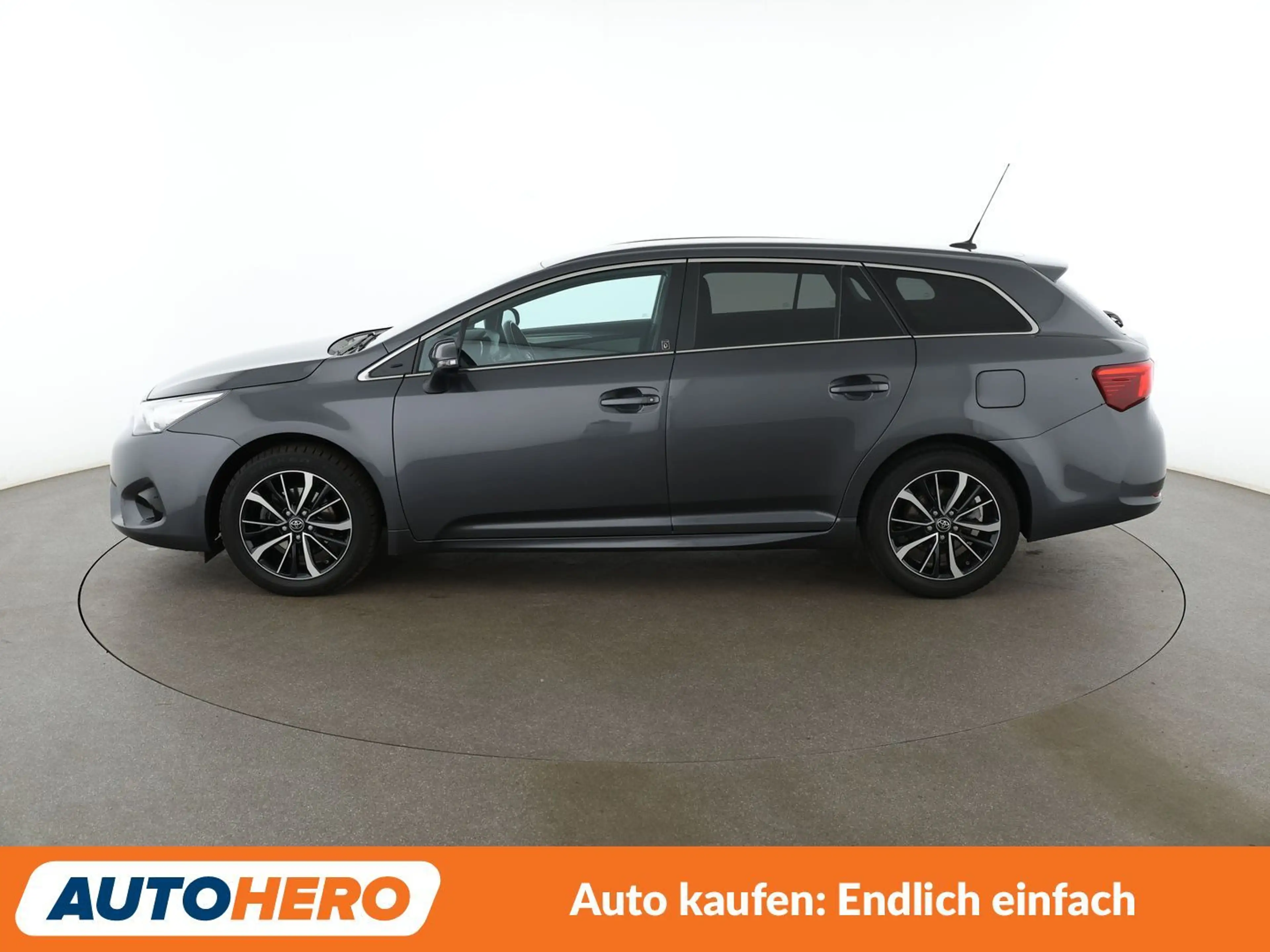 Toyota Avensis 1.8 Team D Aut.*NAVI*BiLED*CAM*TEMPO*ALU* — photo 3