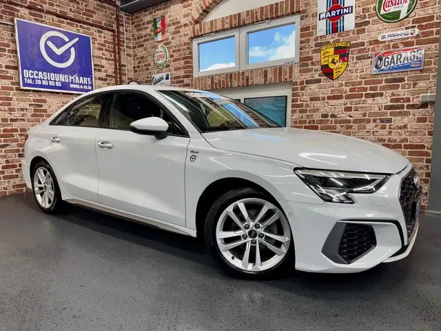 Audi A3 A3 Limousine 35 TDi 2.0 150cv Auto S-LINE