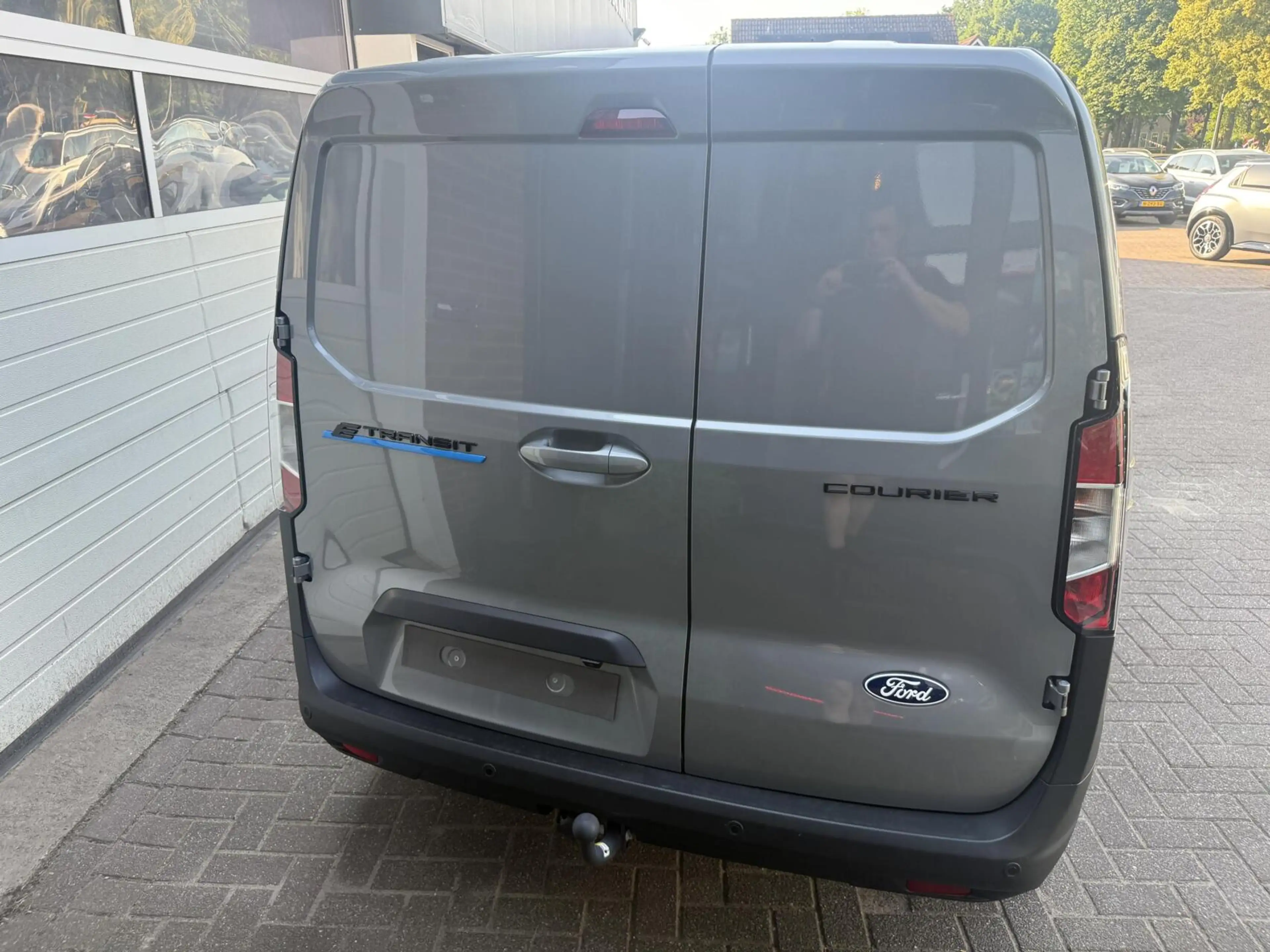Ford E-Transit Cour. Limited 44 kWh STUUR+STOELVERW. *ALL-IN PRIJ — photo 9