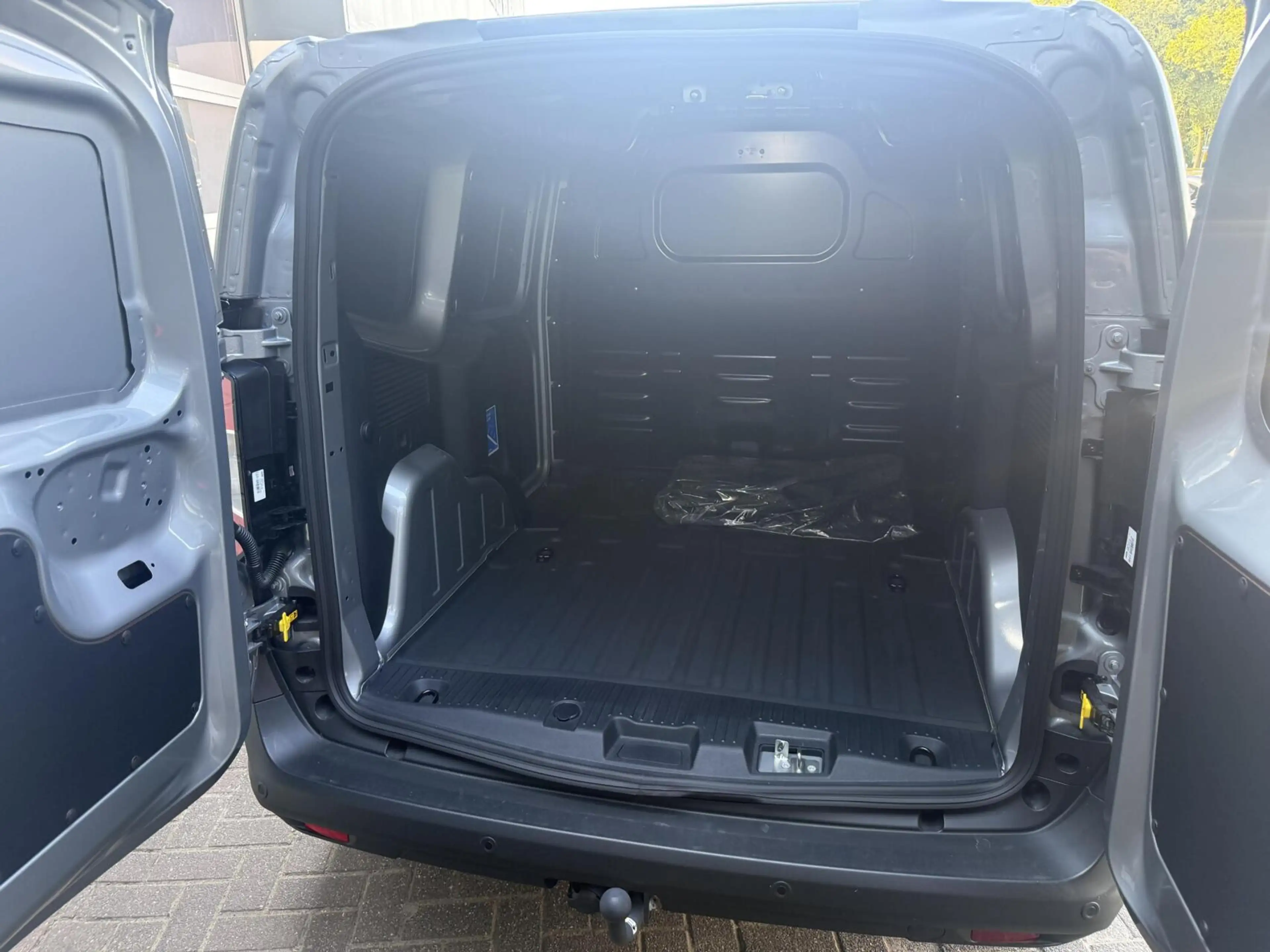 Ford E-Transit Cour. Limited 44 kWh STUUR+STOELVERW. *ALL-IN PRIJ — photo 10