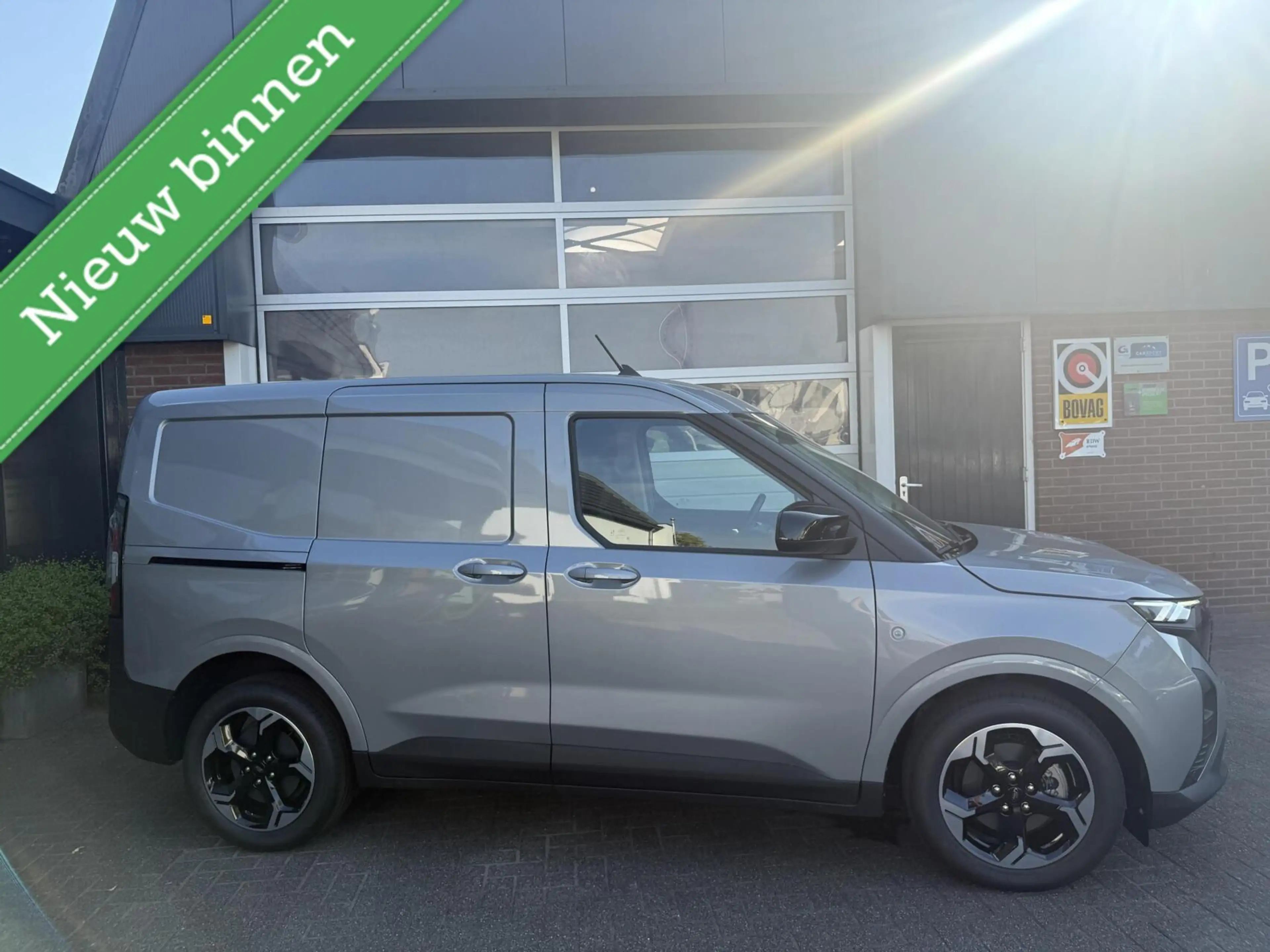 Ford E-Transit Cour. Limited 44 kWh STUUR+STOELVERW. *ALL-IN PRIJ — photo 2