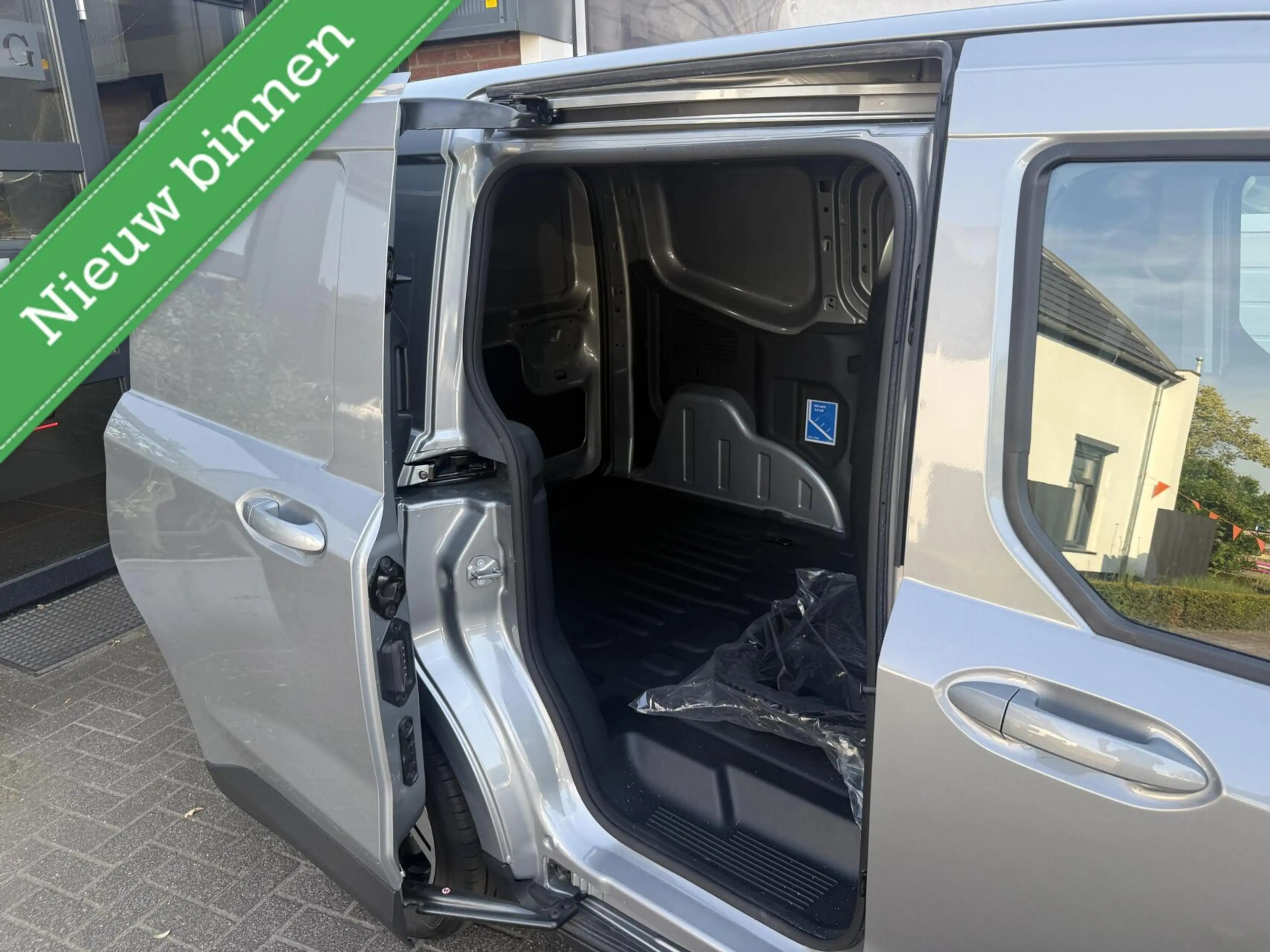 Ford E-Transit Cour. Limited 44 kWh STUUR+STOELVERW. *ALL-IN PRIJ — photo 3