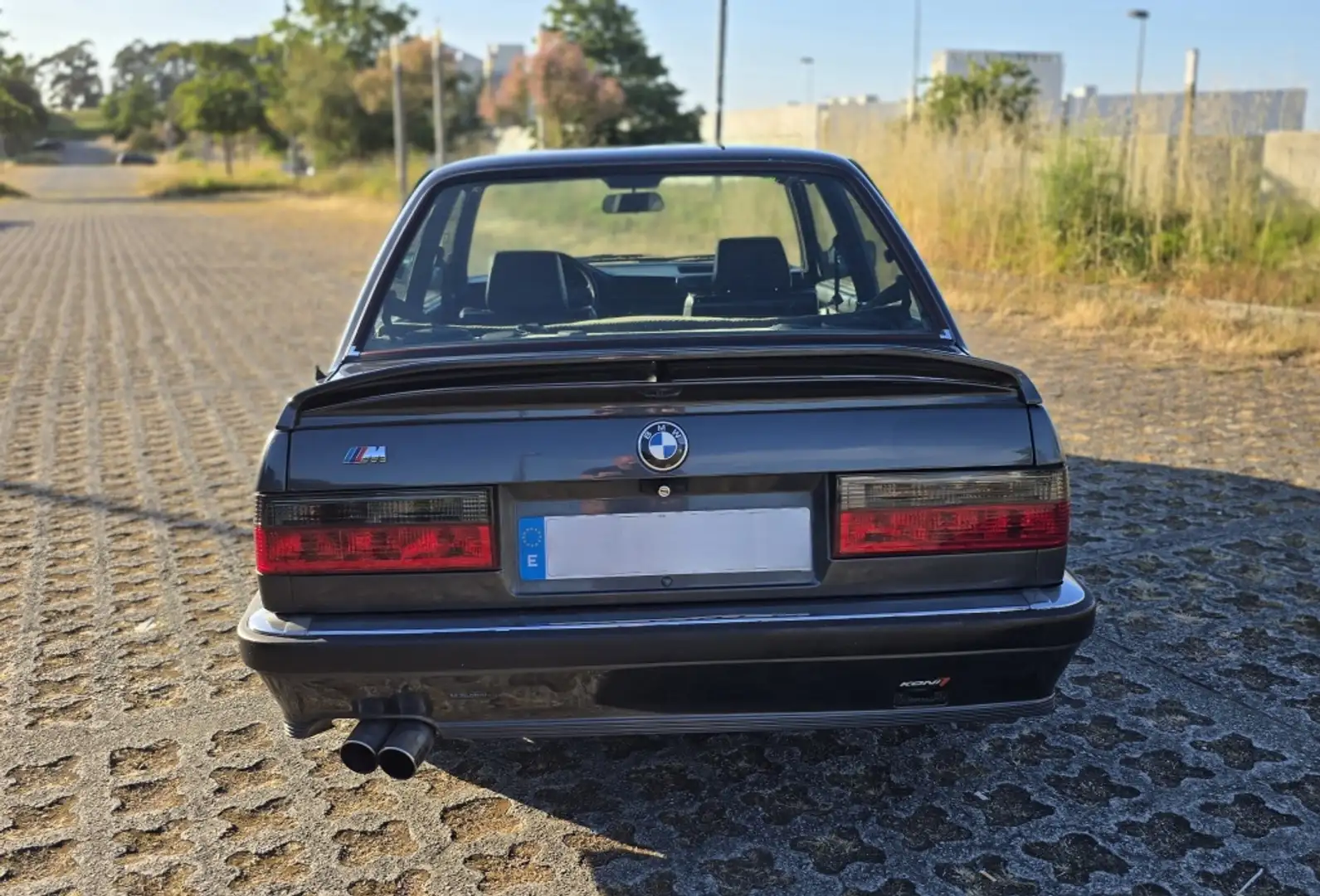 BMW 323 323i Gris - 2